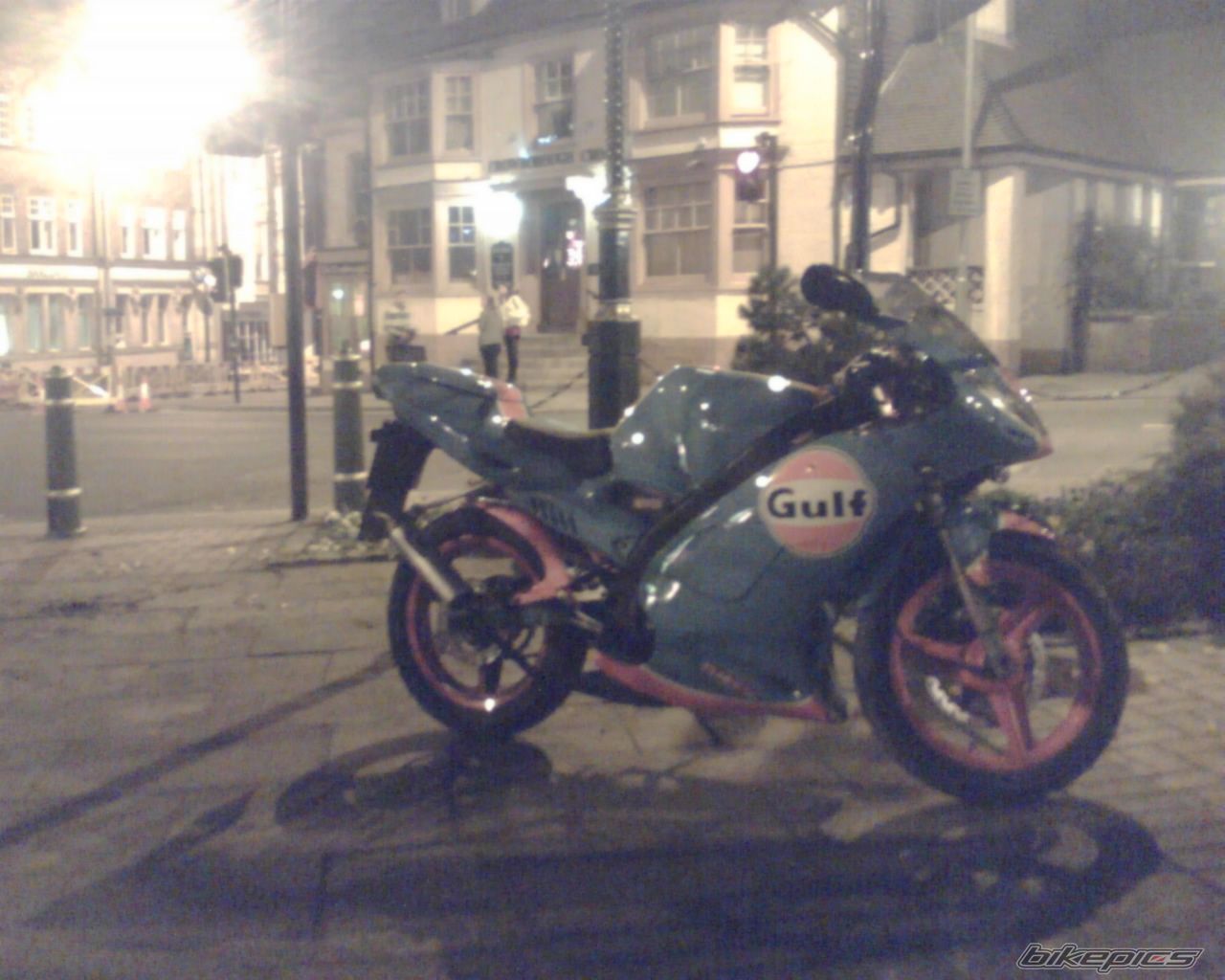 Photo 1600440
