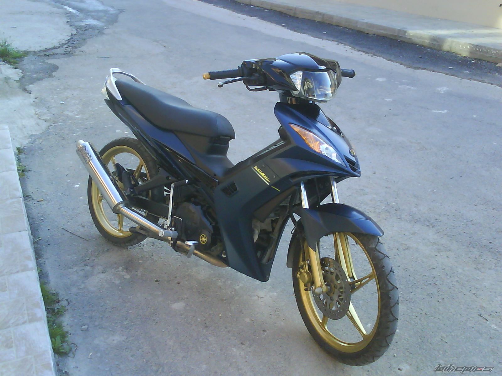 Bike Photo 1600562