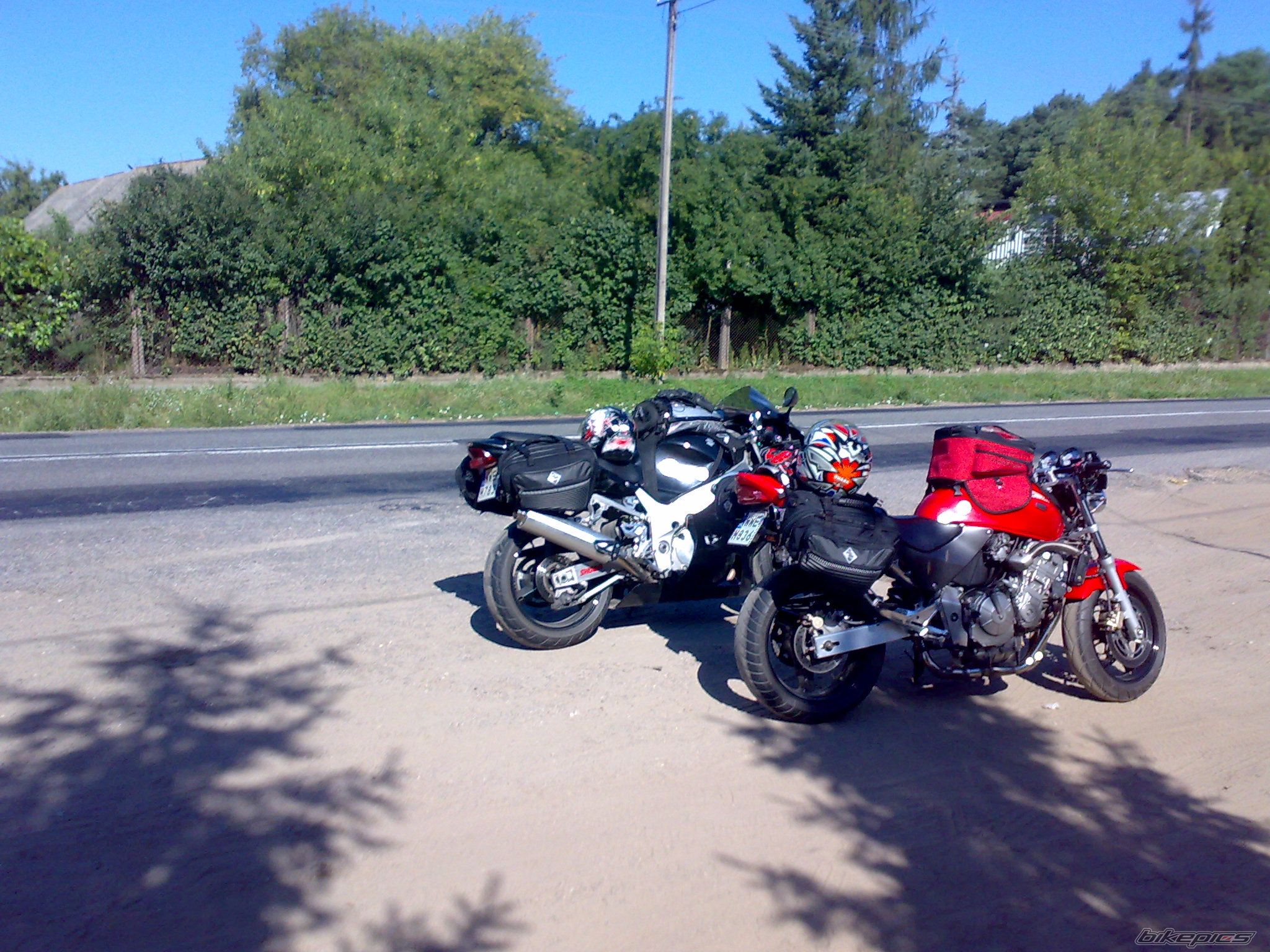 Photo 1600666