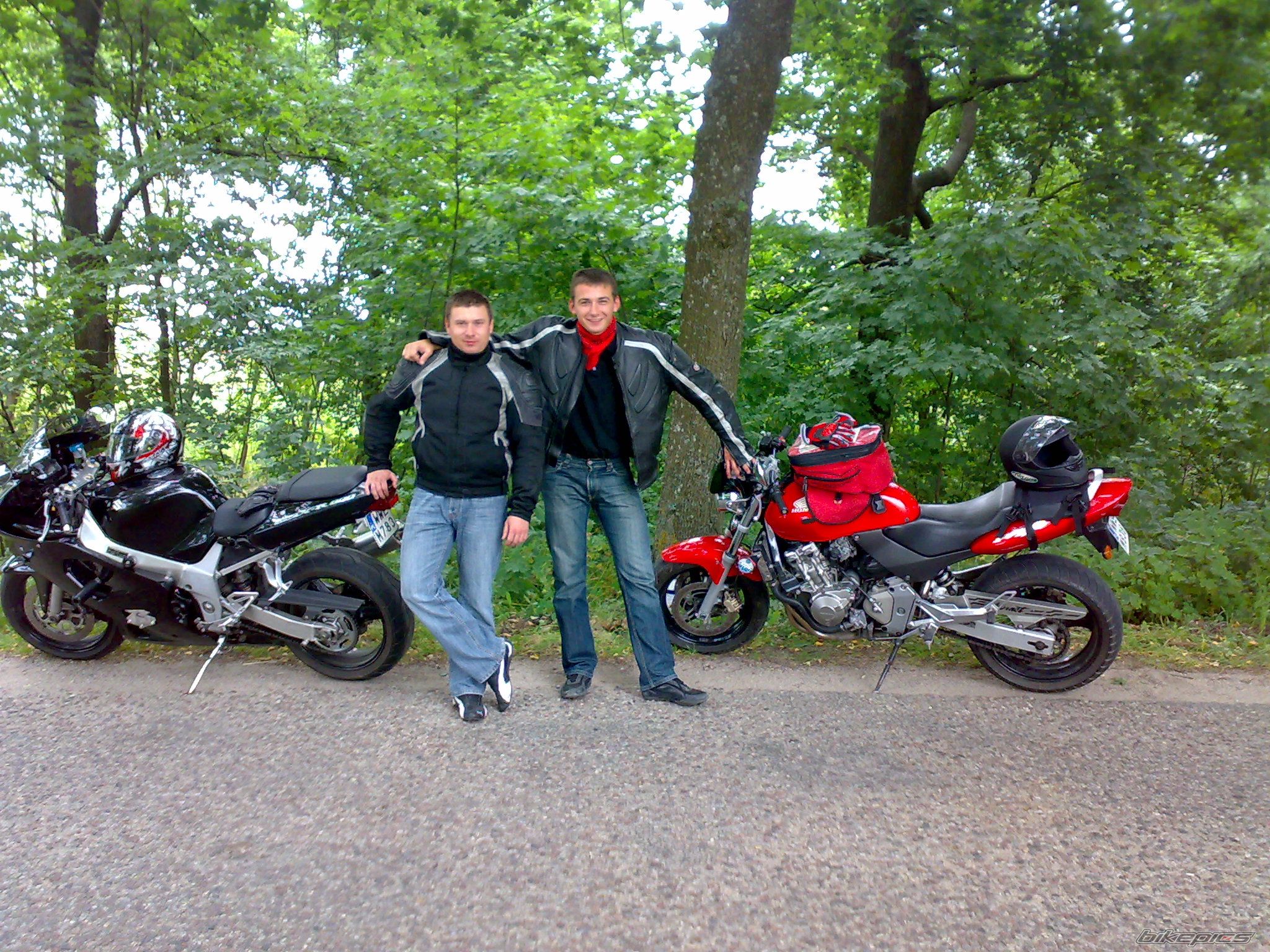 Photo 1600673