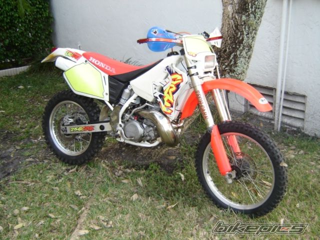 Bike Photo 1600869