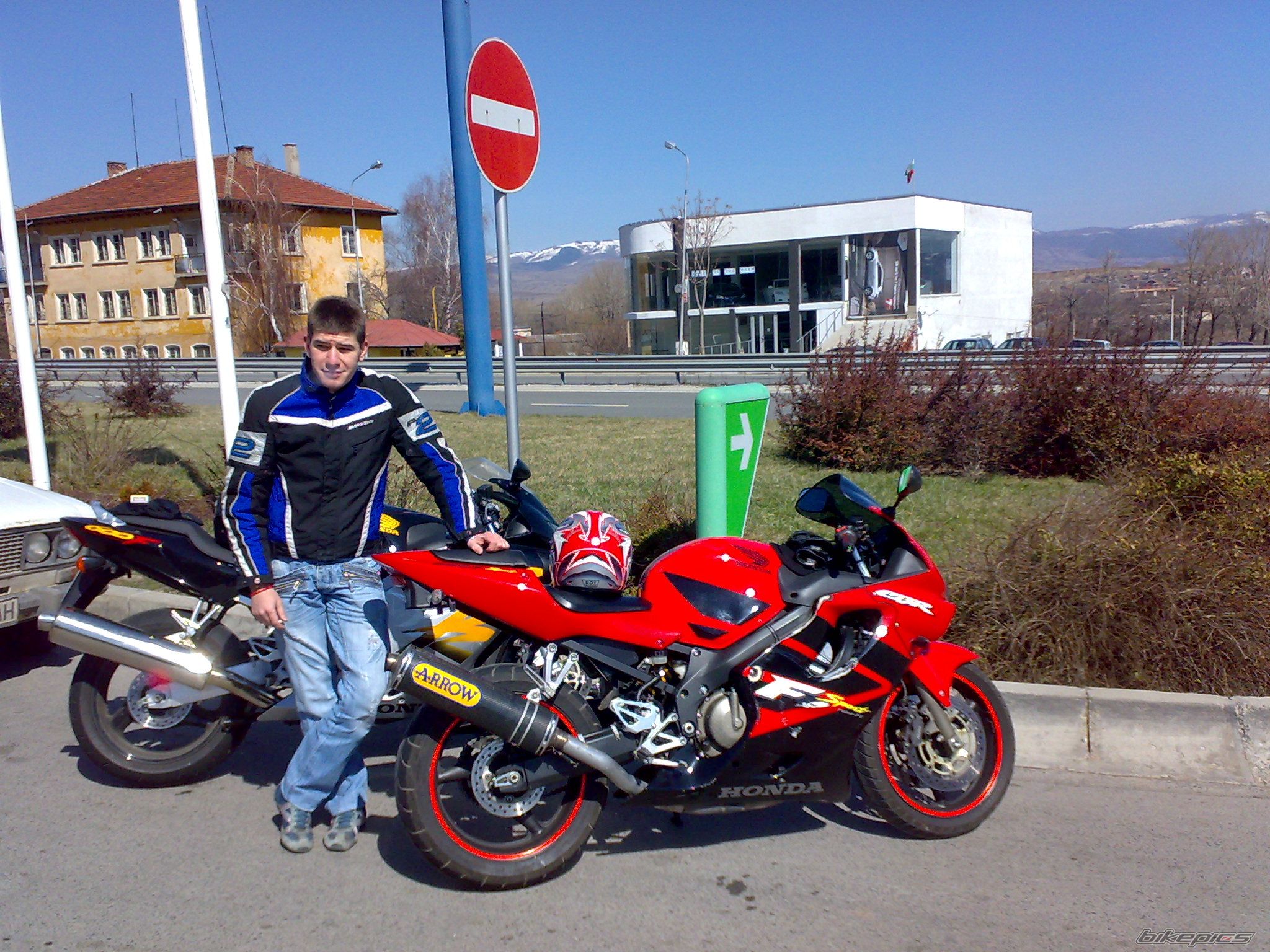 Bike Photo 1600892