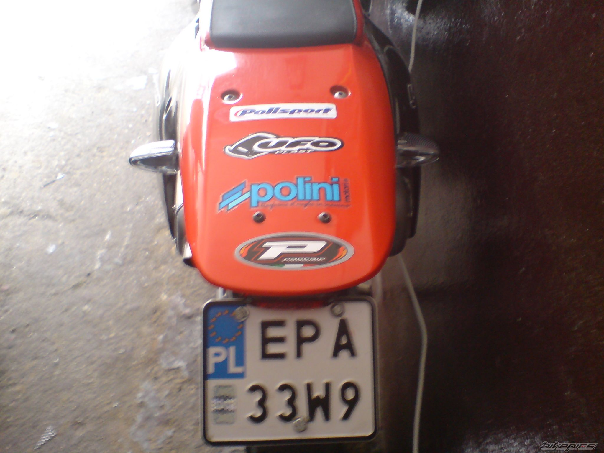 Photo 1600894