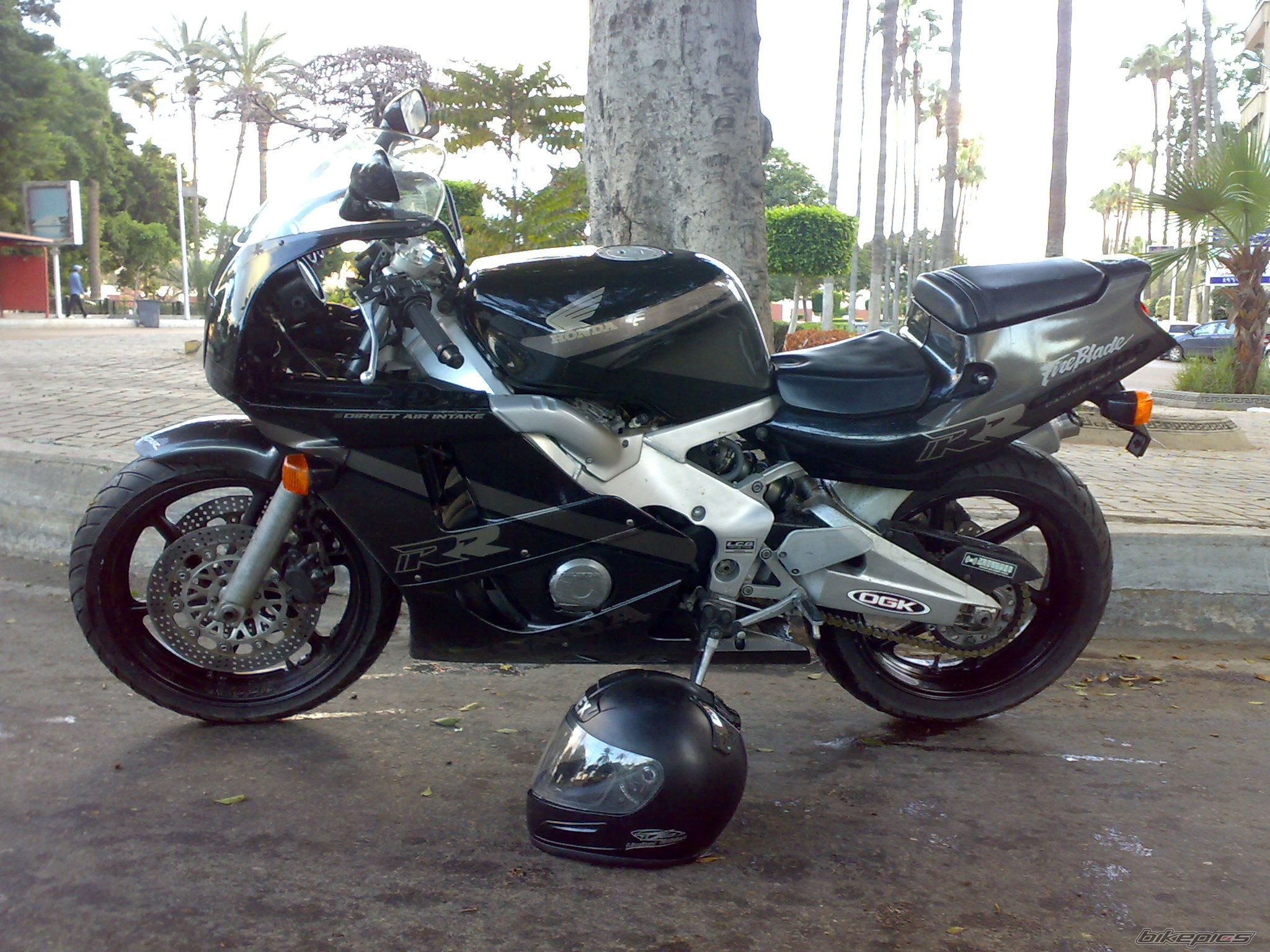 Bike Photo 1600945