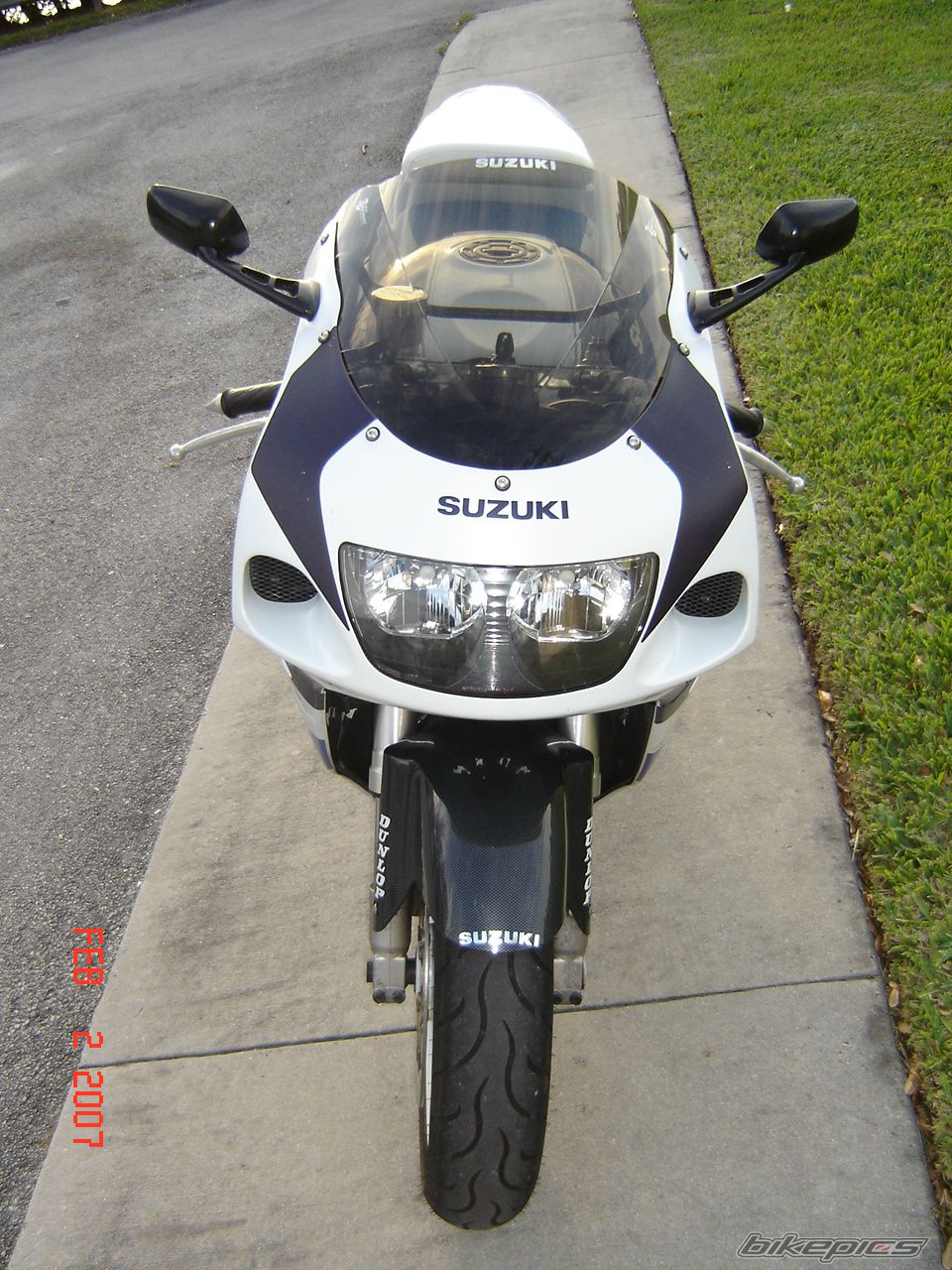 Photo 1600984