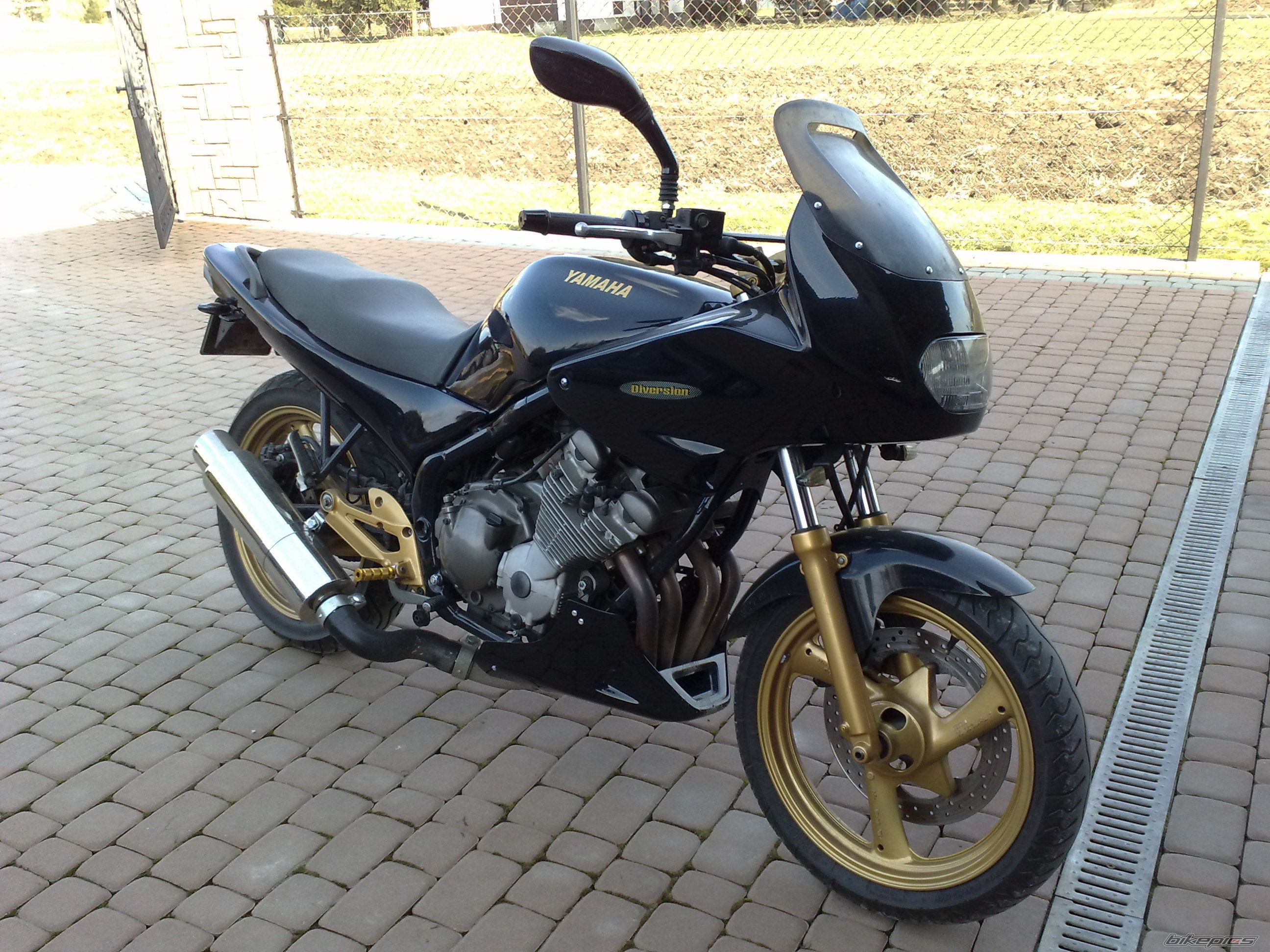 Photo 1601482
