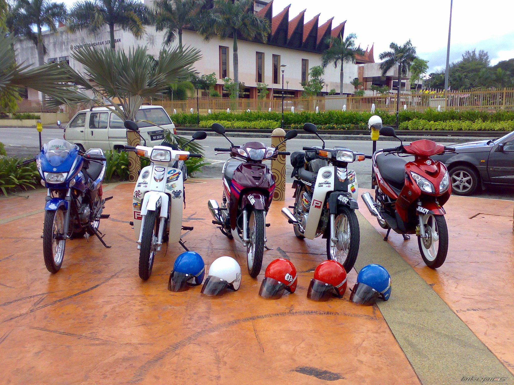 Photo 1601514