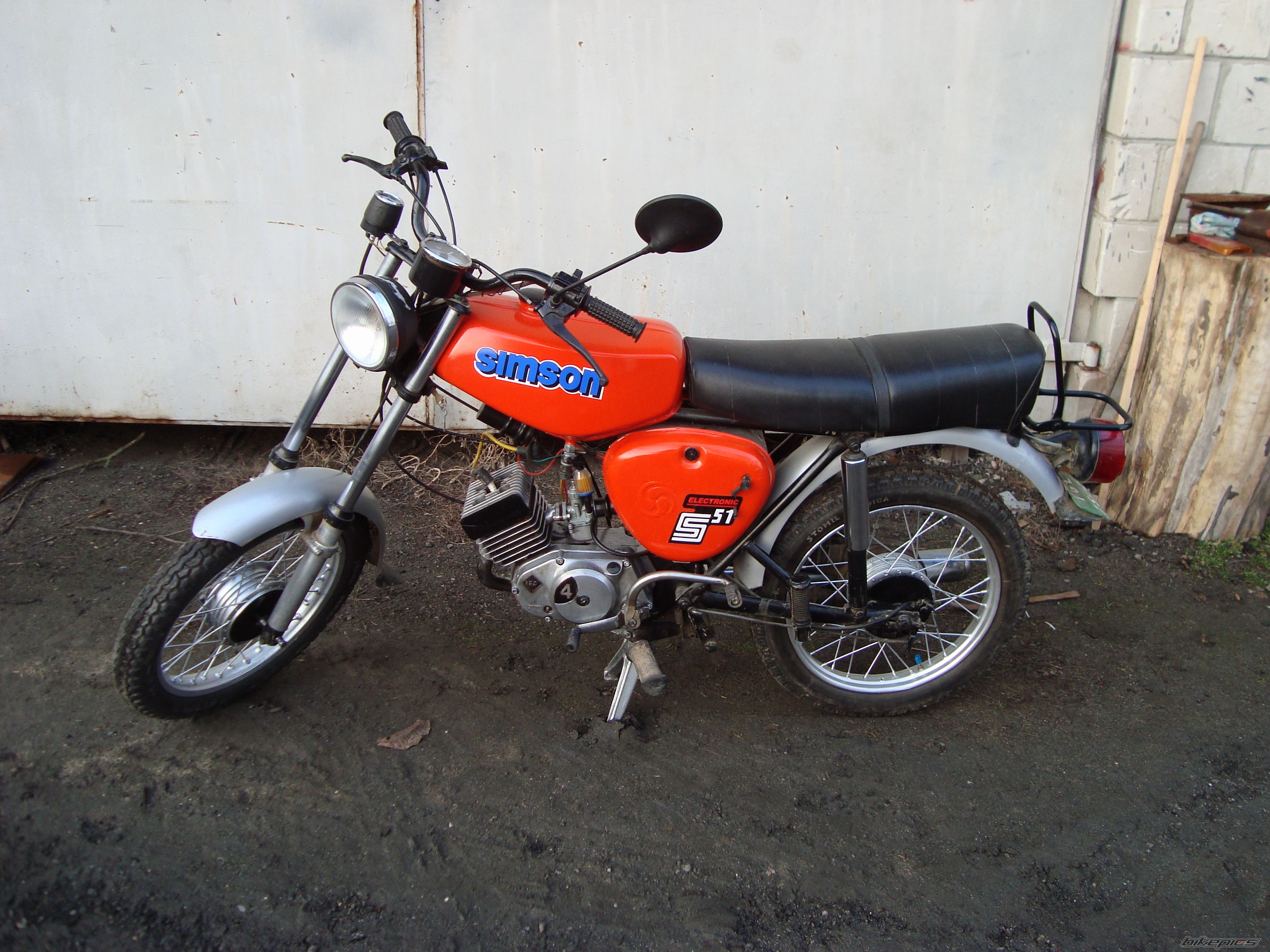 Photo 1601970