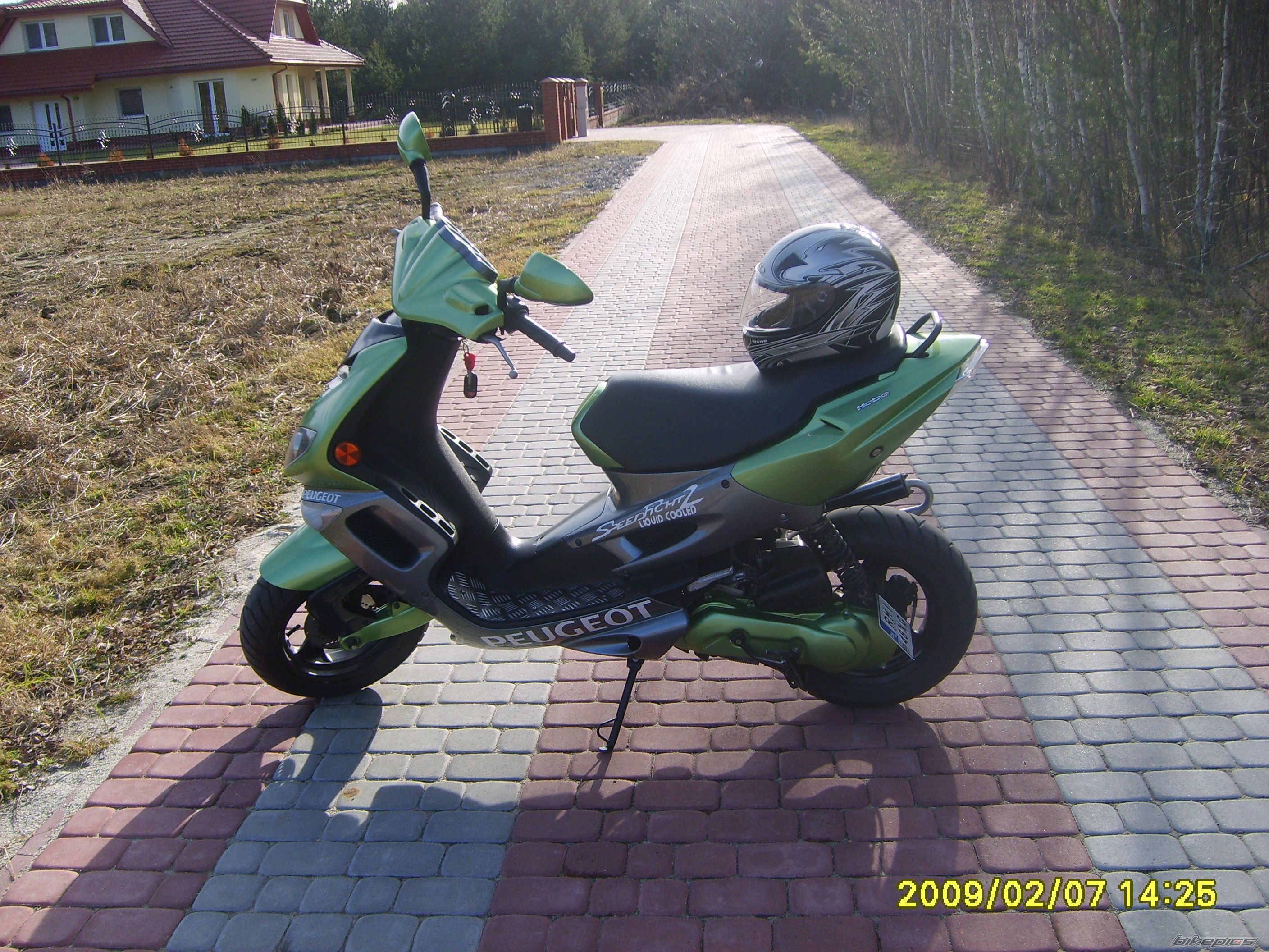 Photo 1602376