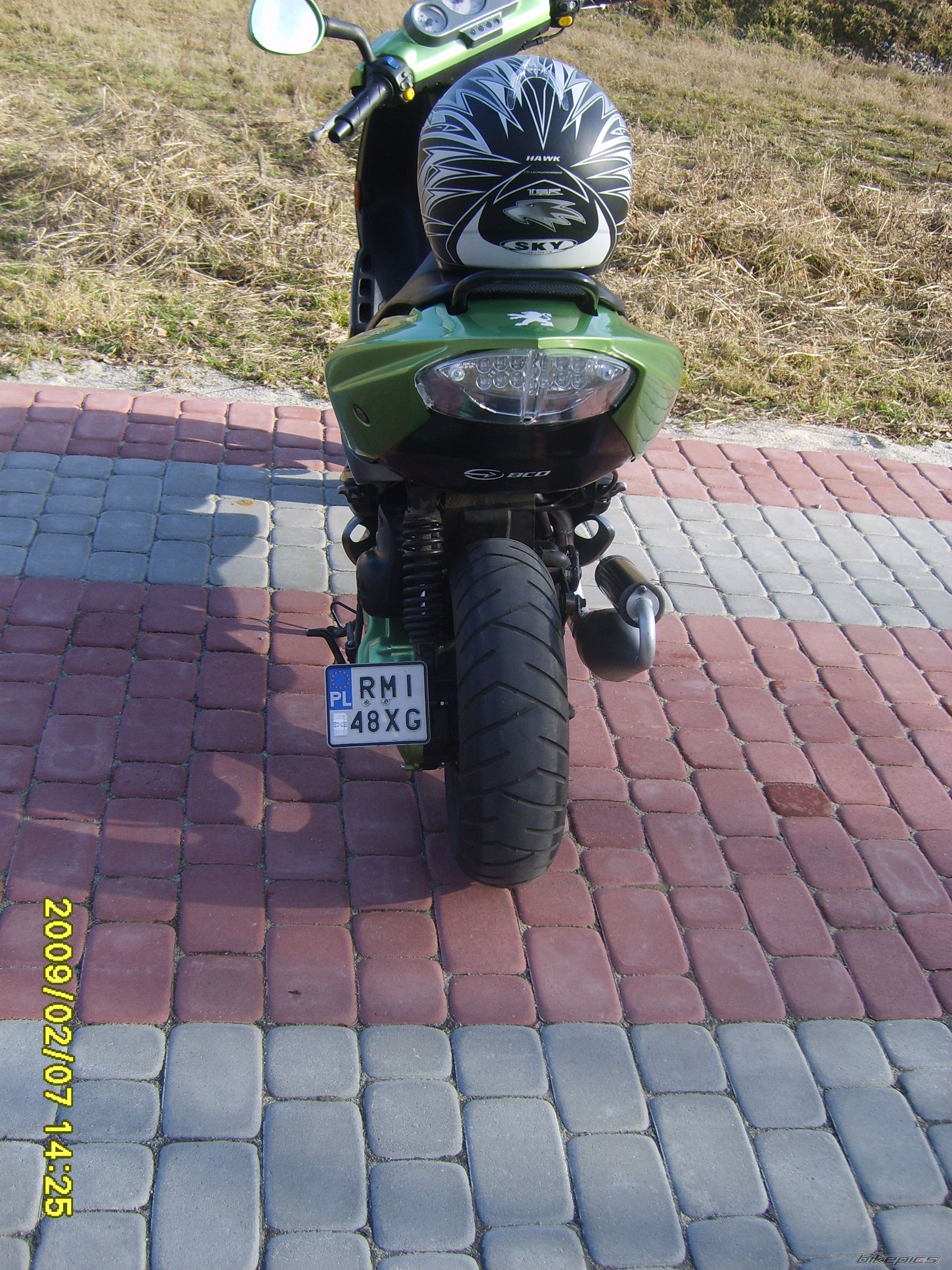 Photo 1602380