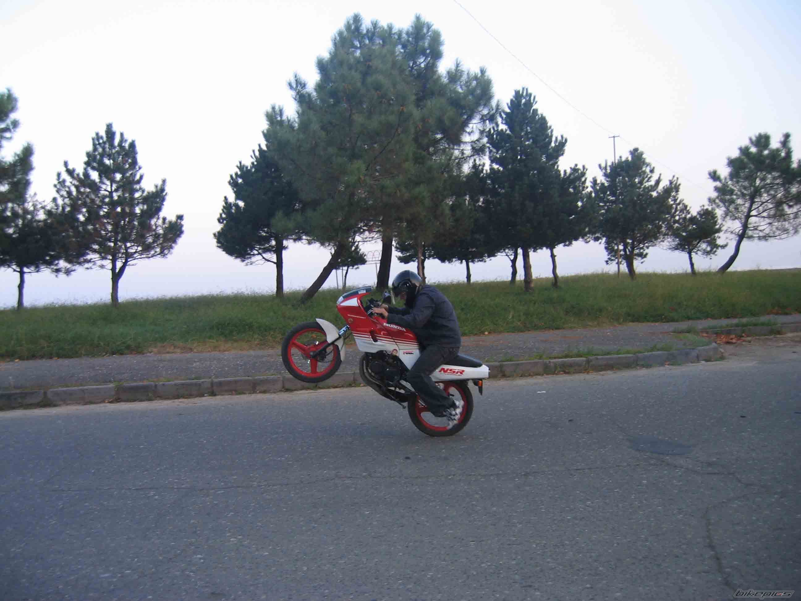 Photo 1602687