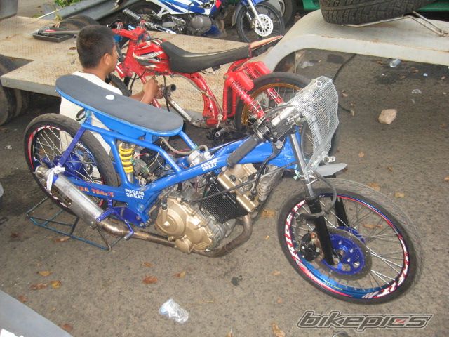 Photo 1602737