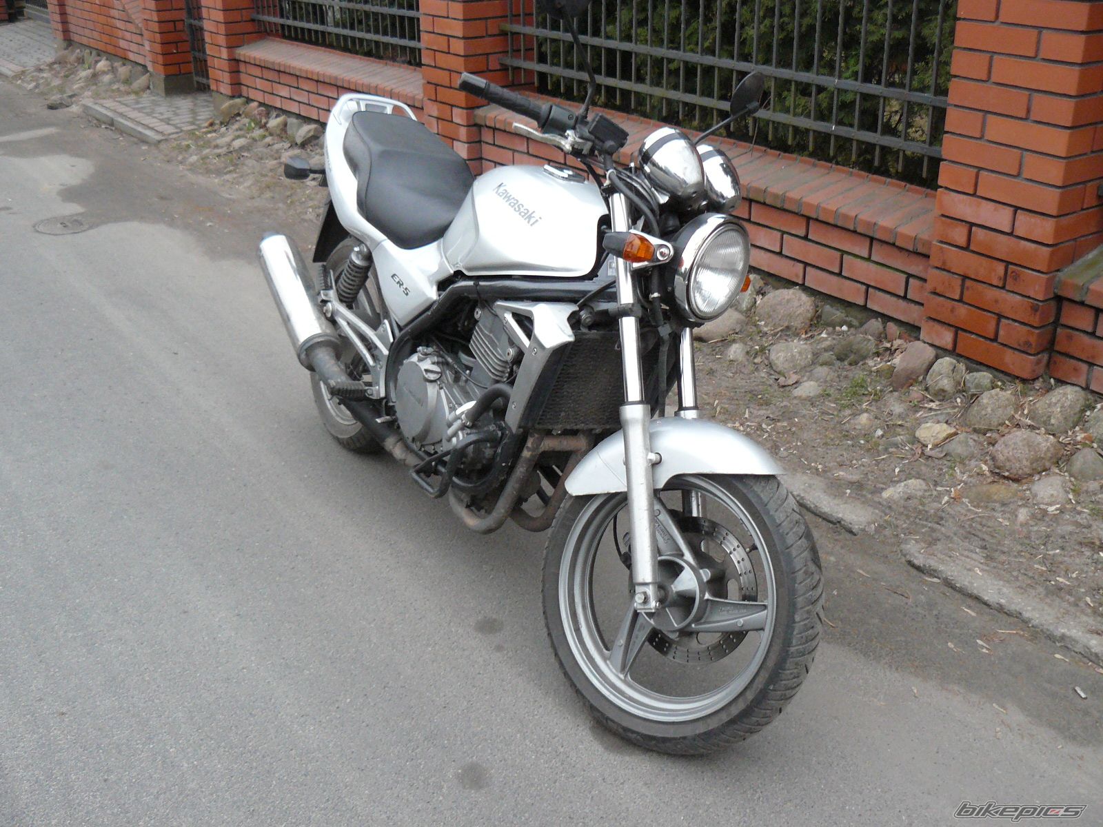 Photo 1602836