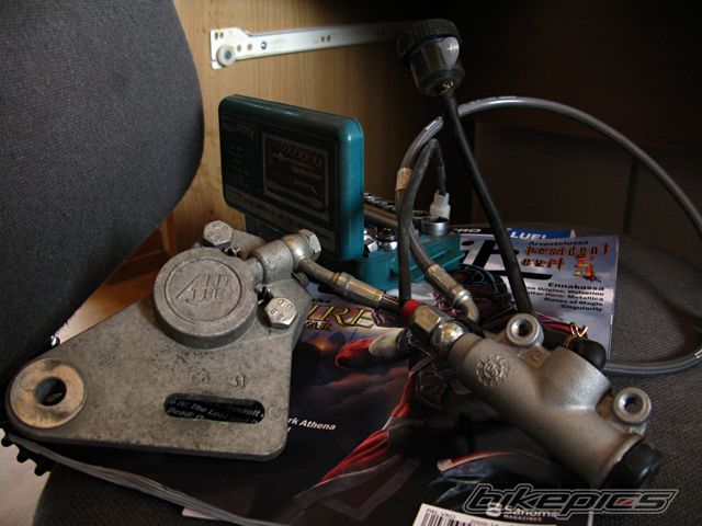 Photo 1602958