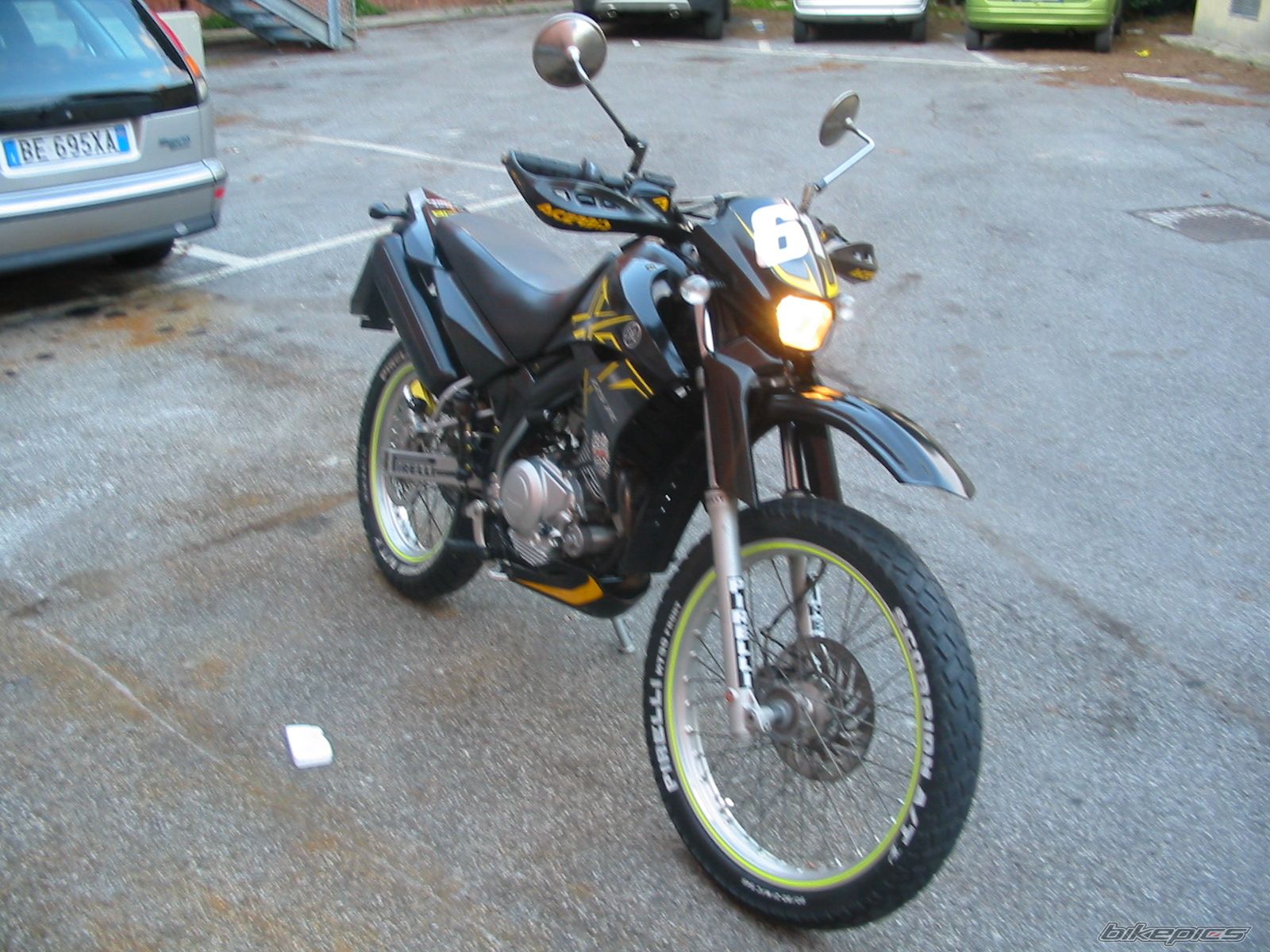 Photo 1603385