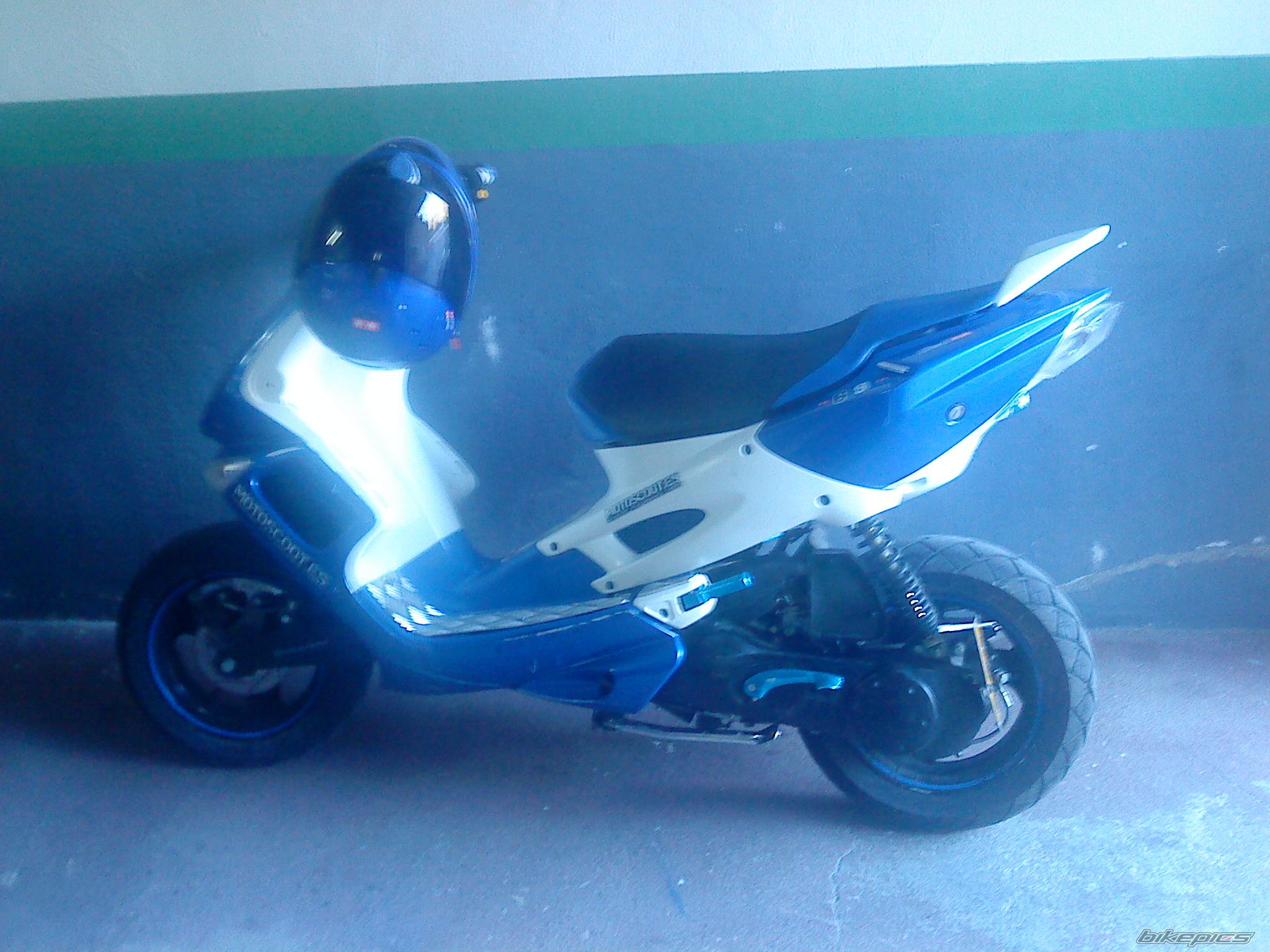 Photo 1603576