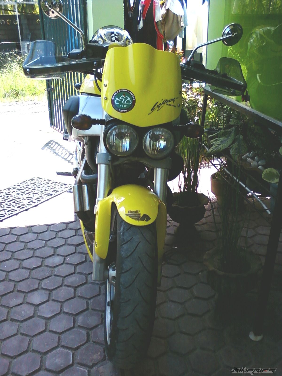 Photo 1603737