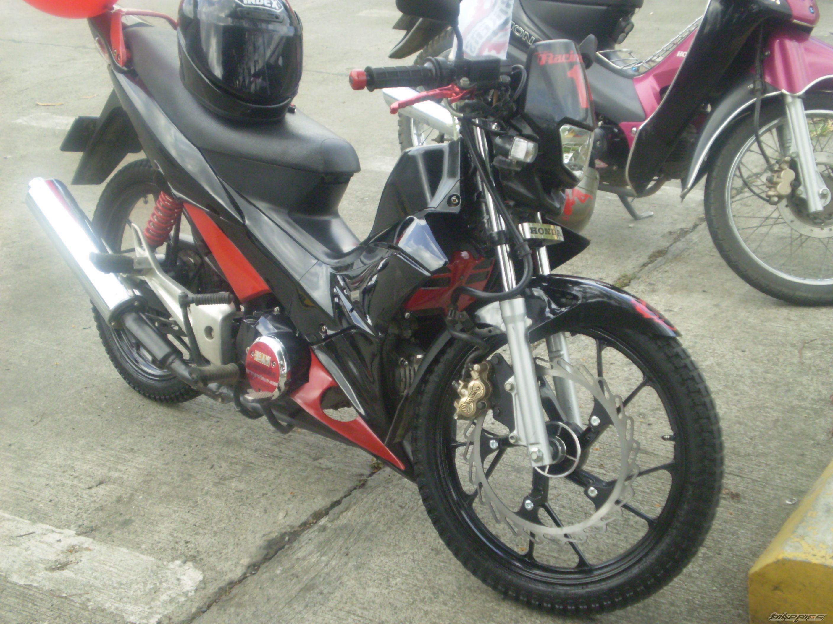 Bike Photo 1603935