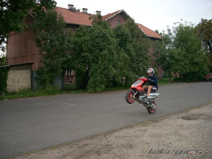 Photo 1604463