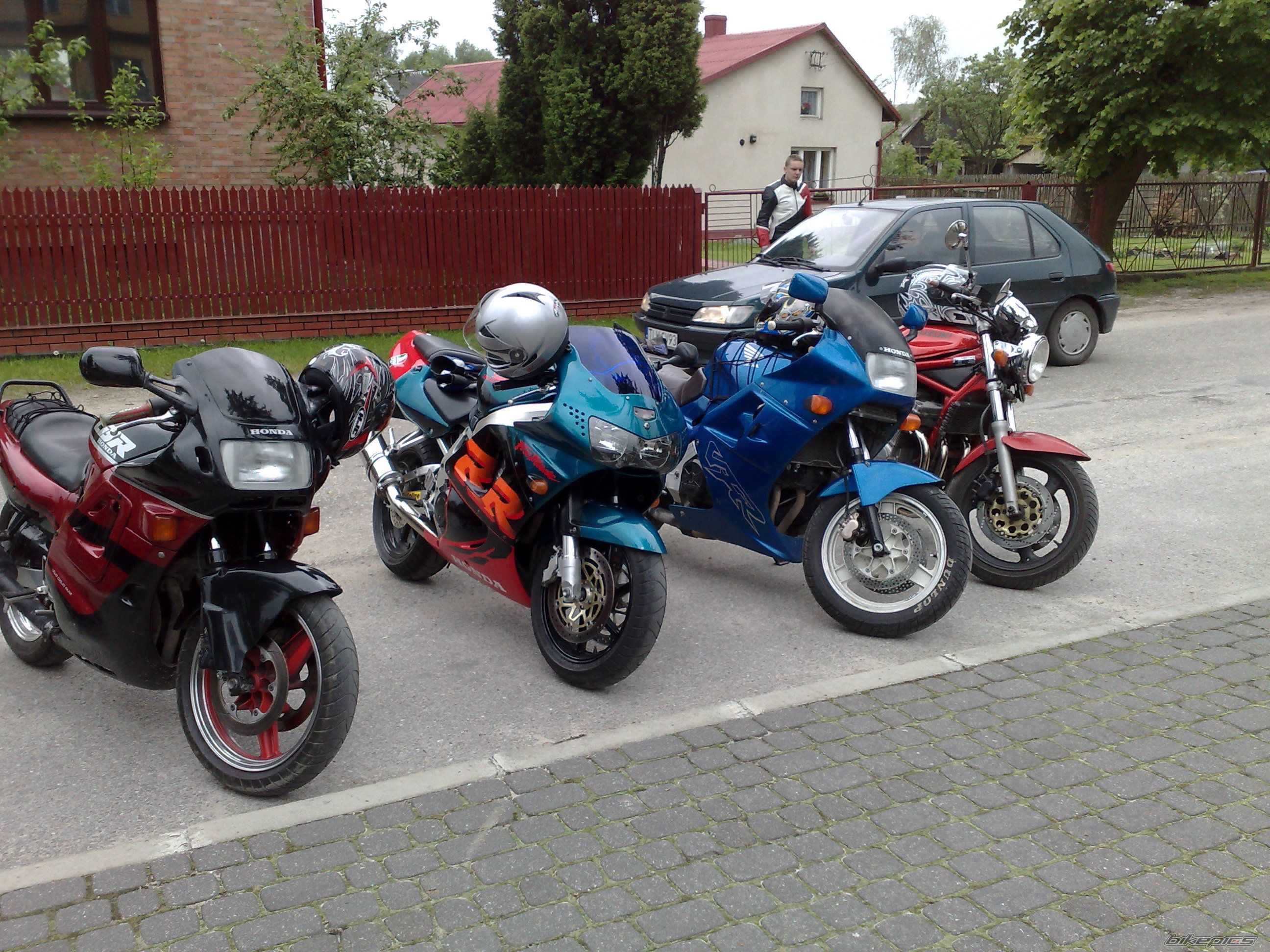 Photo 1604466
