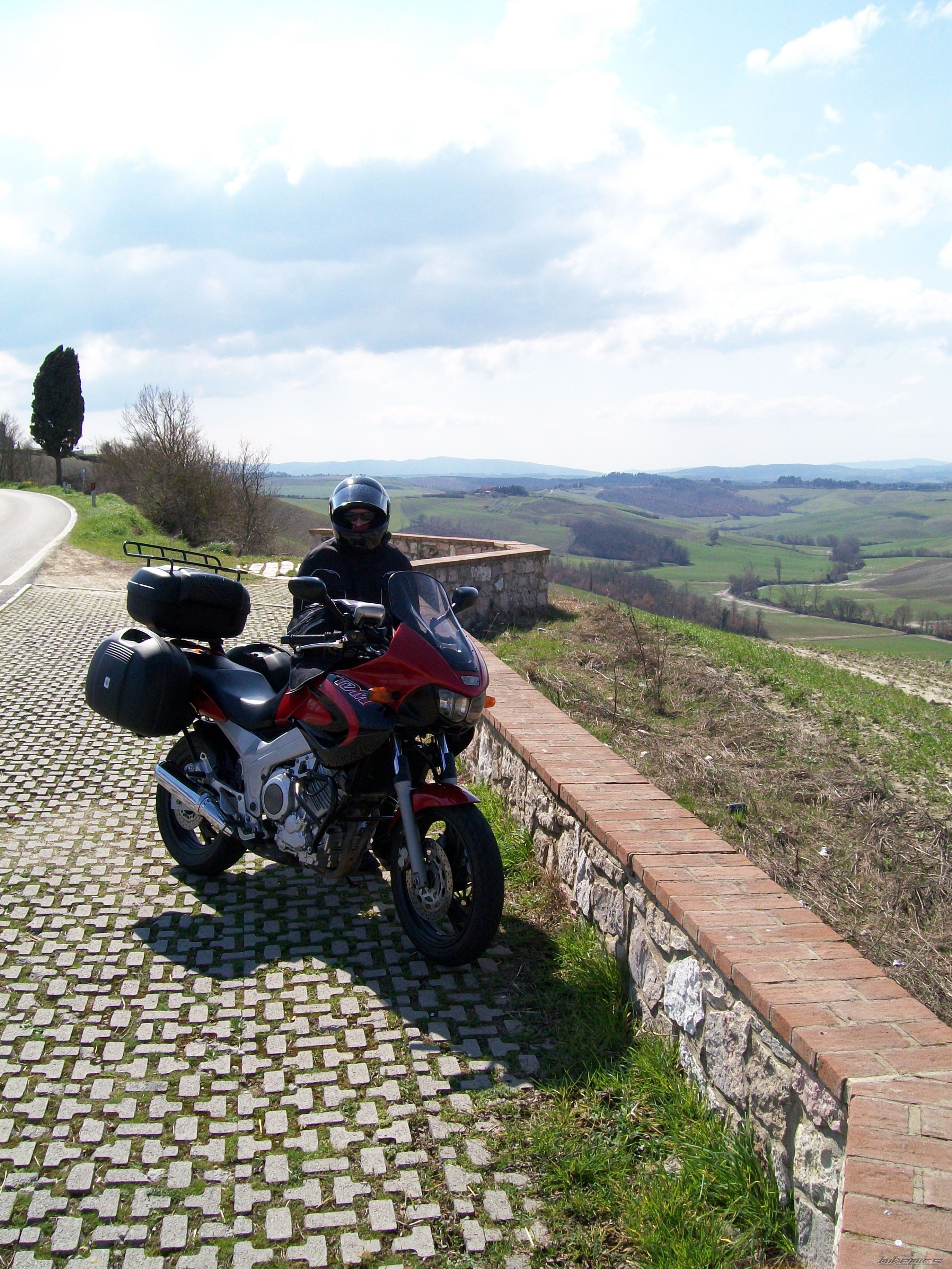Bike Photo 1605372