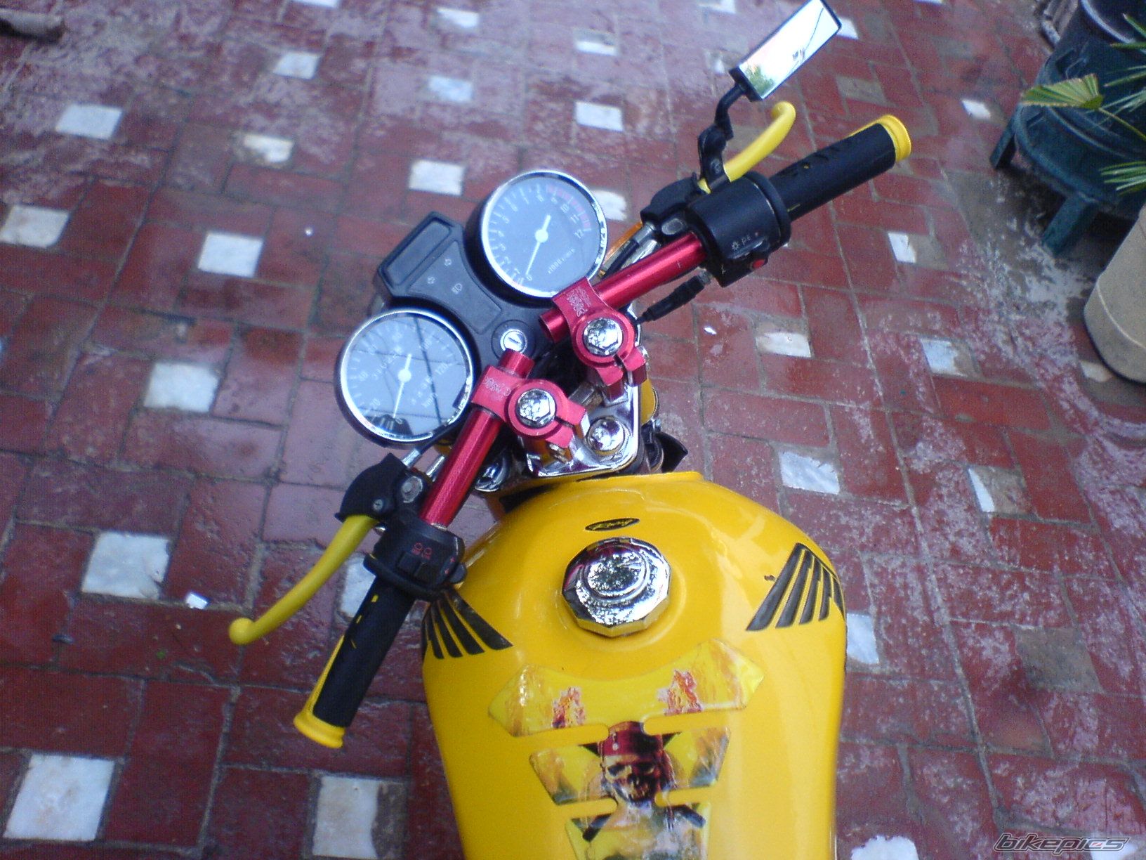 Bike Photo 1605405