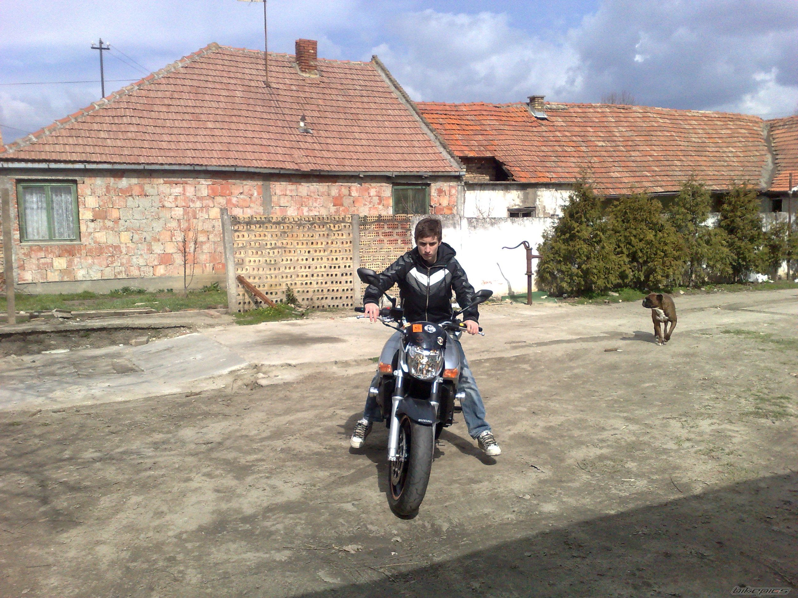 Photo 1605425