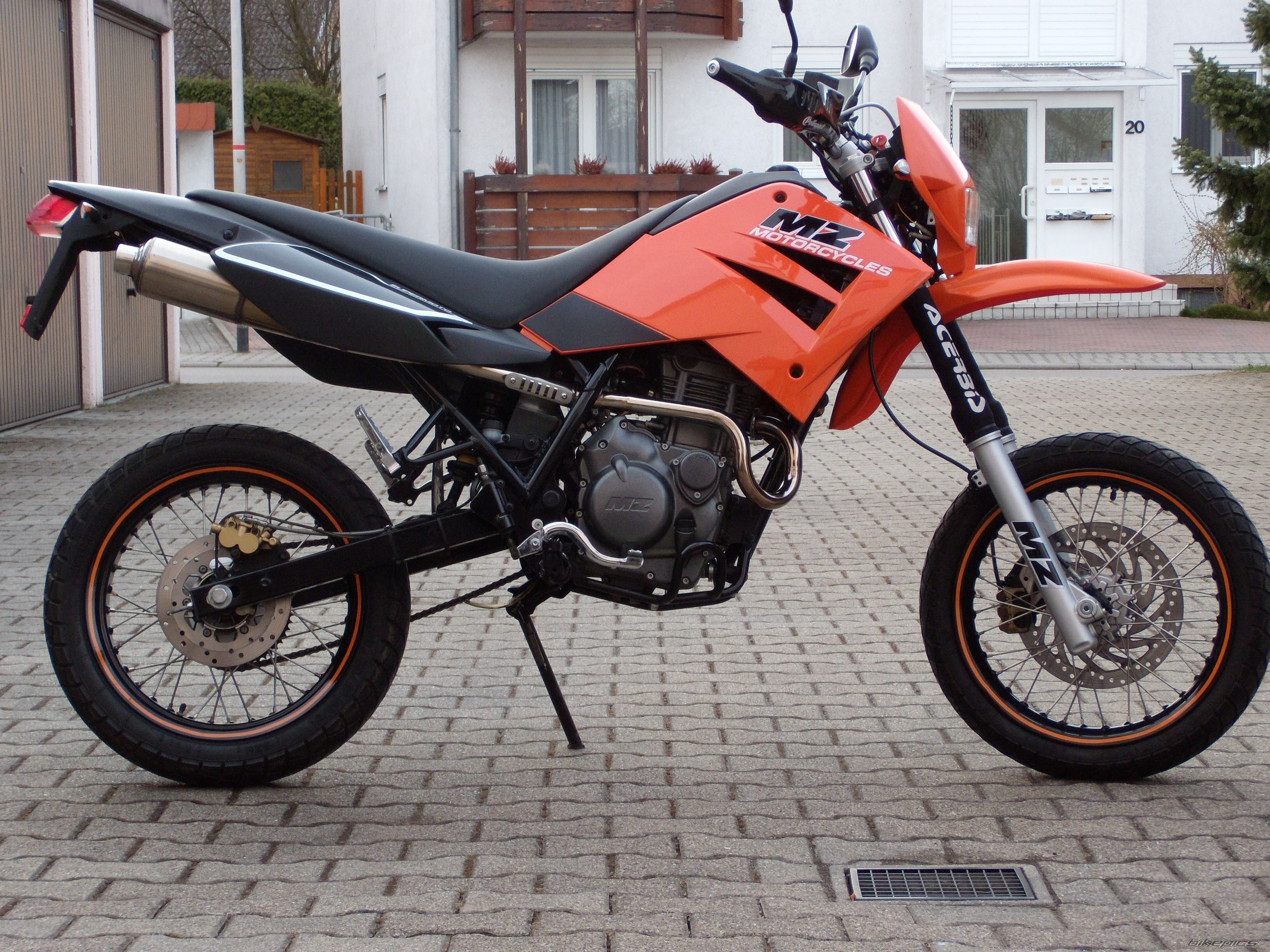 Bike Photo 1605515
