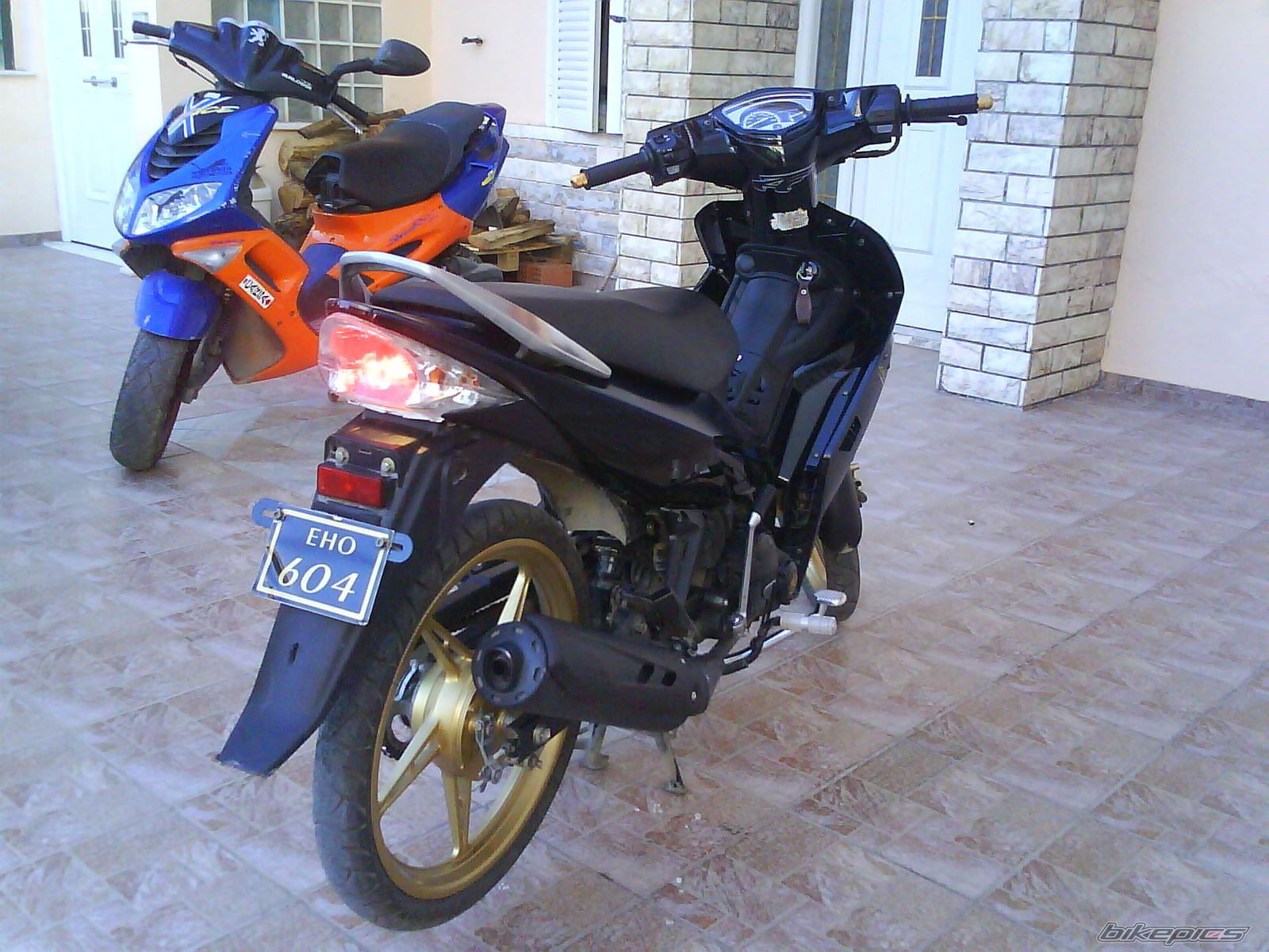 Bike Photo 1606318
