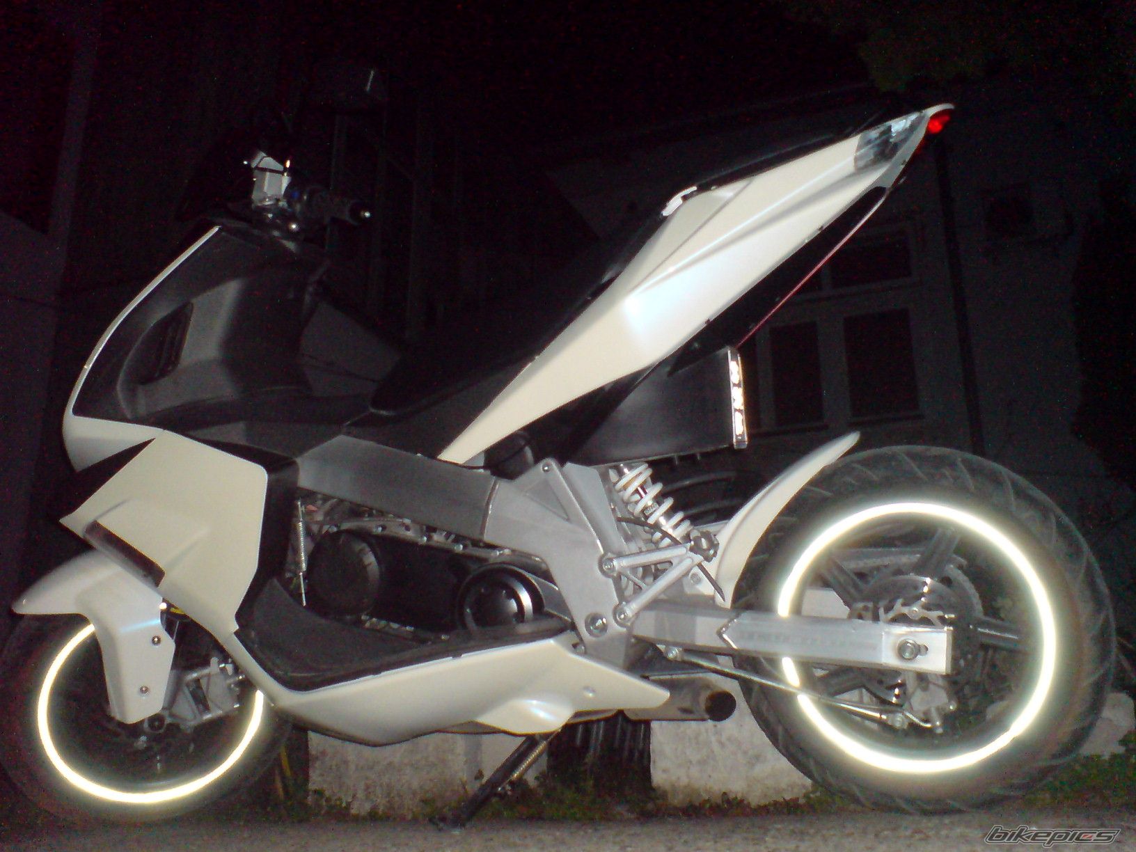 Photo 1606767