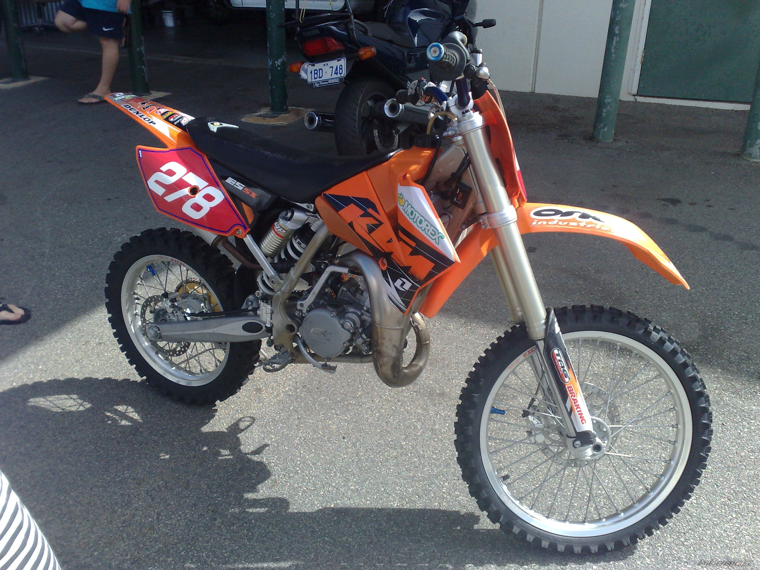 Photo 1606880
