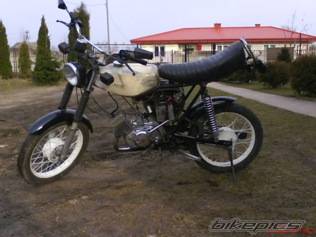 Photo 1607473
