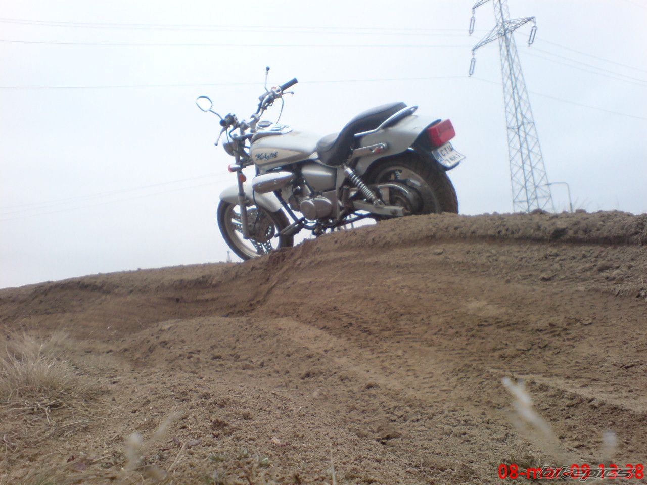 Photo 1607692