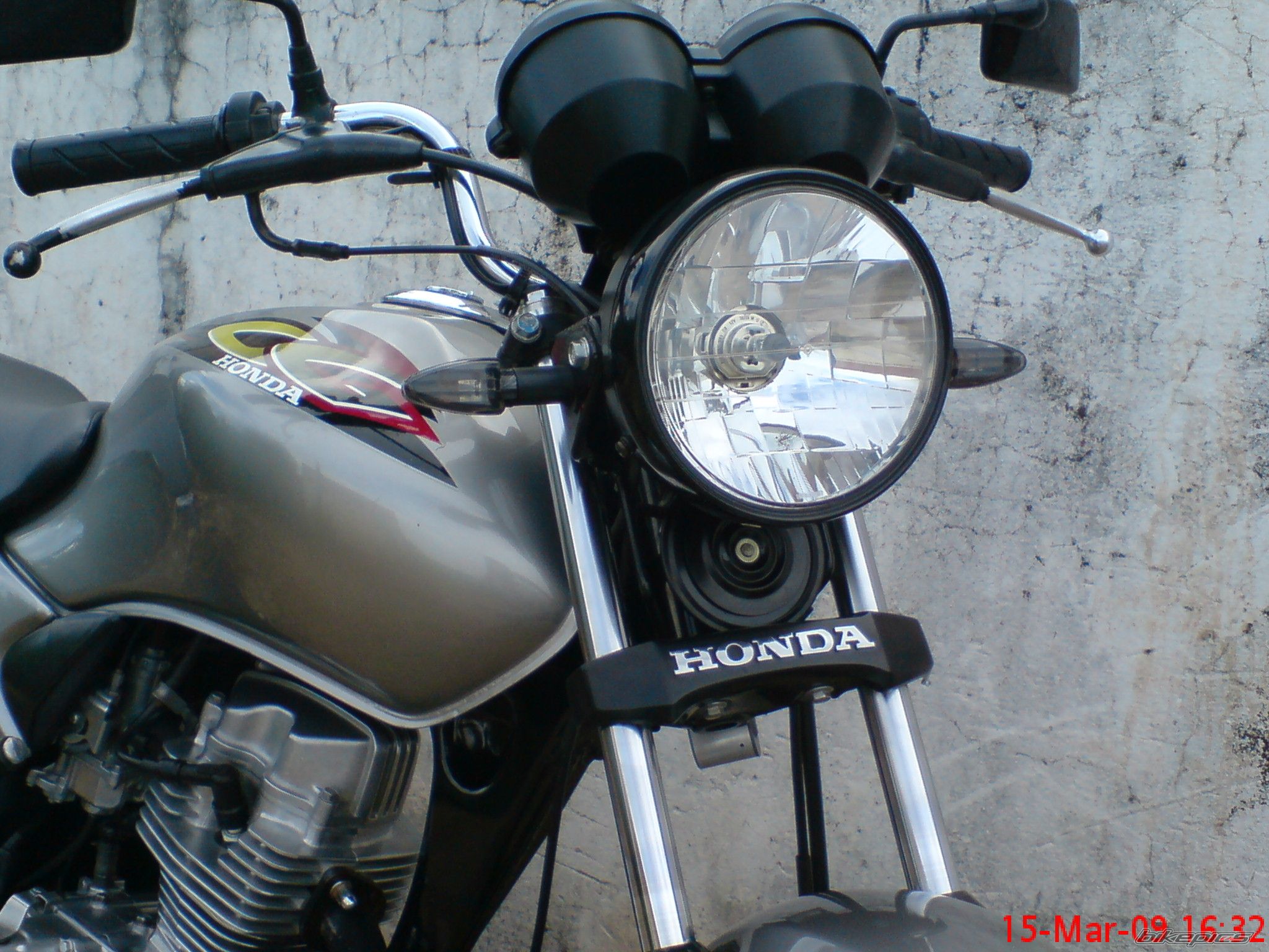 Photo 1607868