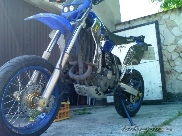 Photo 1608161