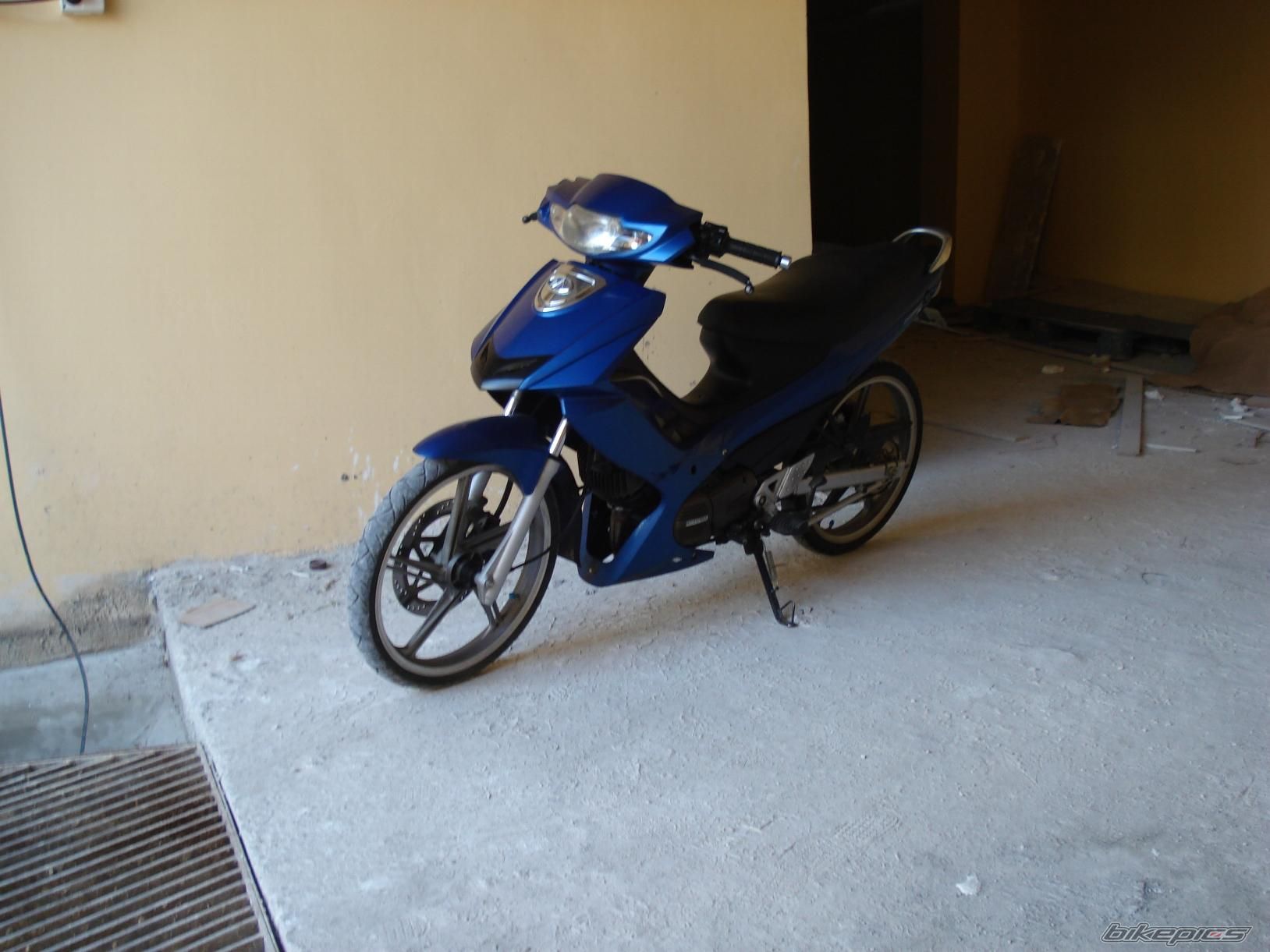 Photo 1608443