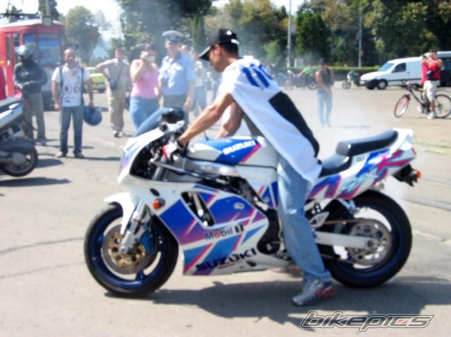 Bike Photo 1608459