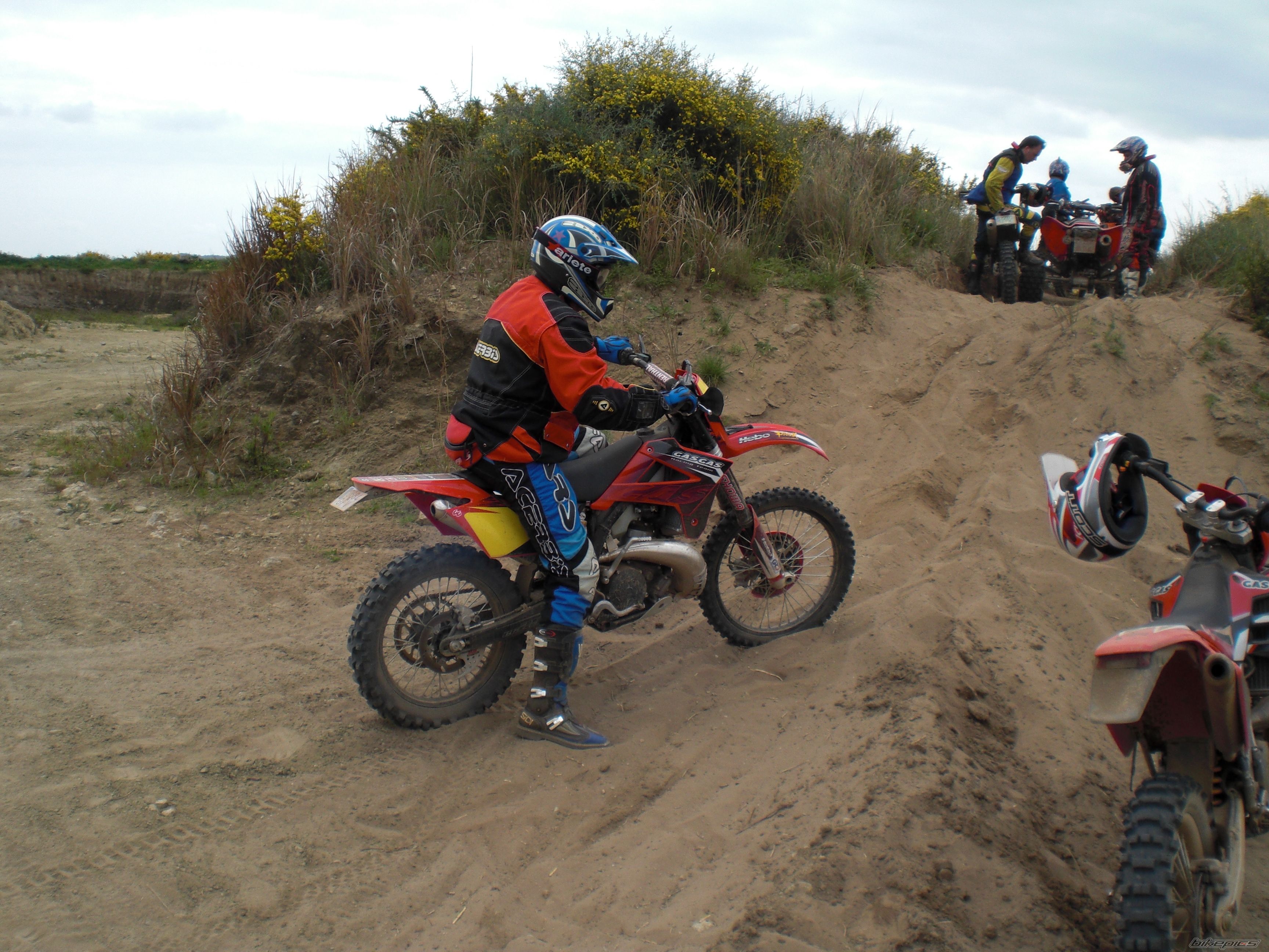 Bike Photo 1608537