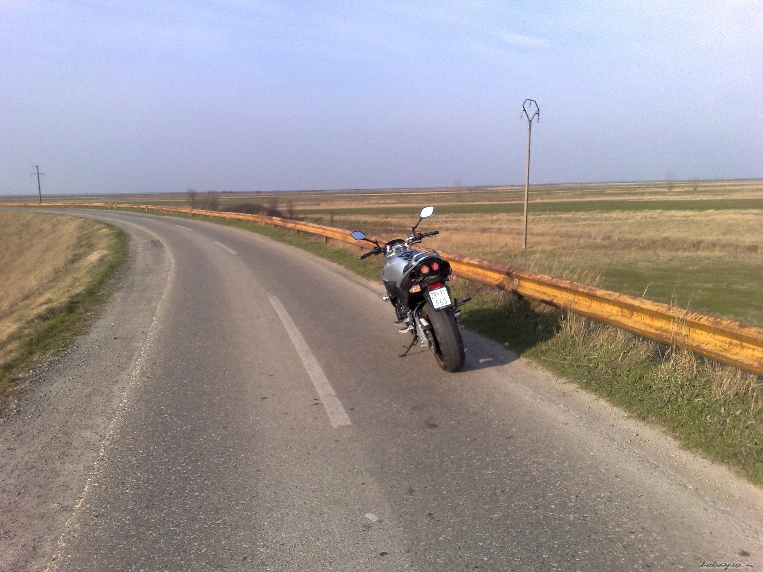 Photo 1608875
