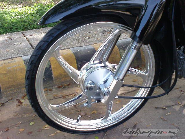 Photo 1609805