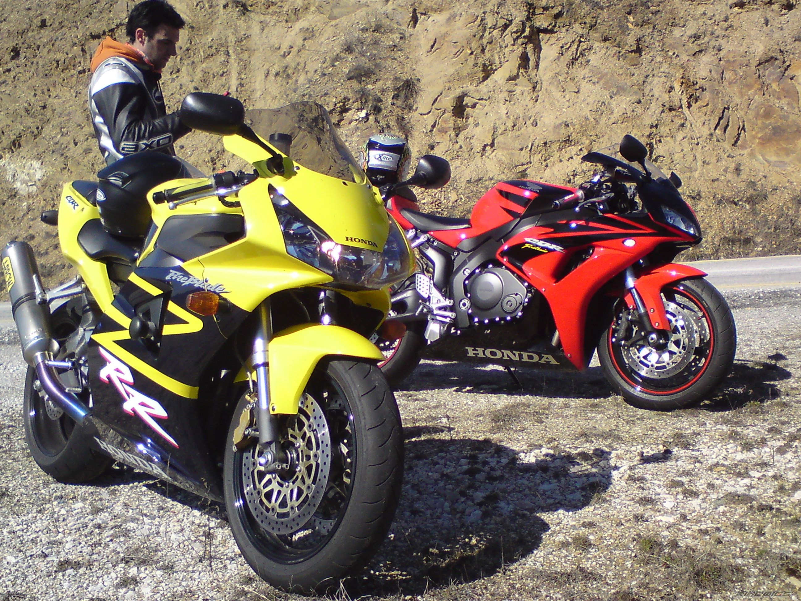 Bike Photo 1609876