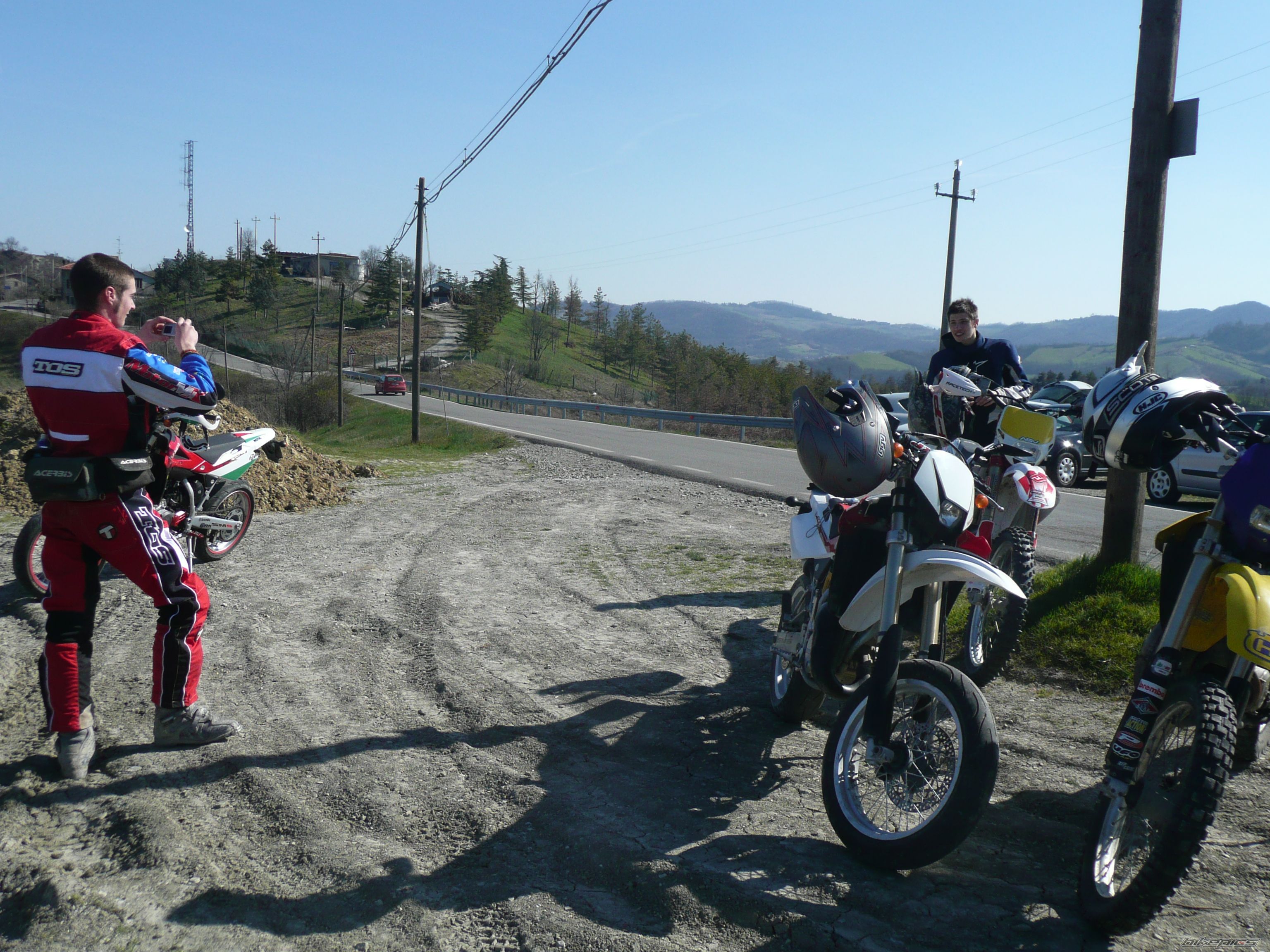 Photo 1609884