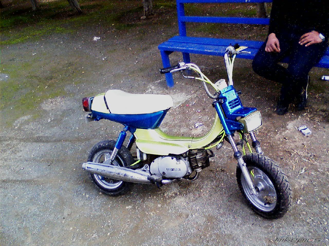 Photo 1609896