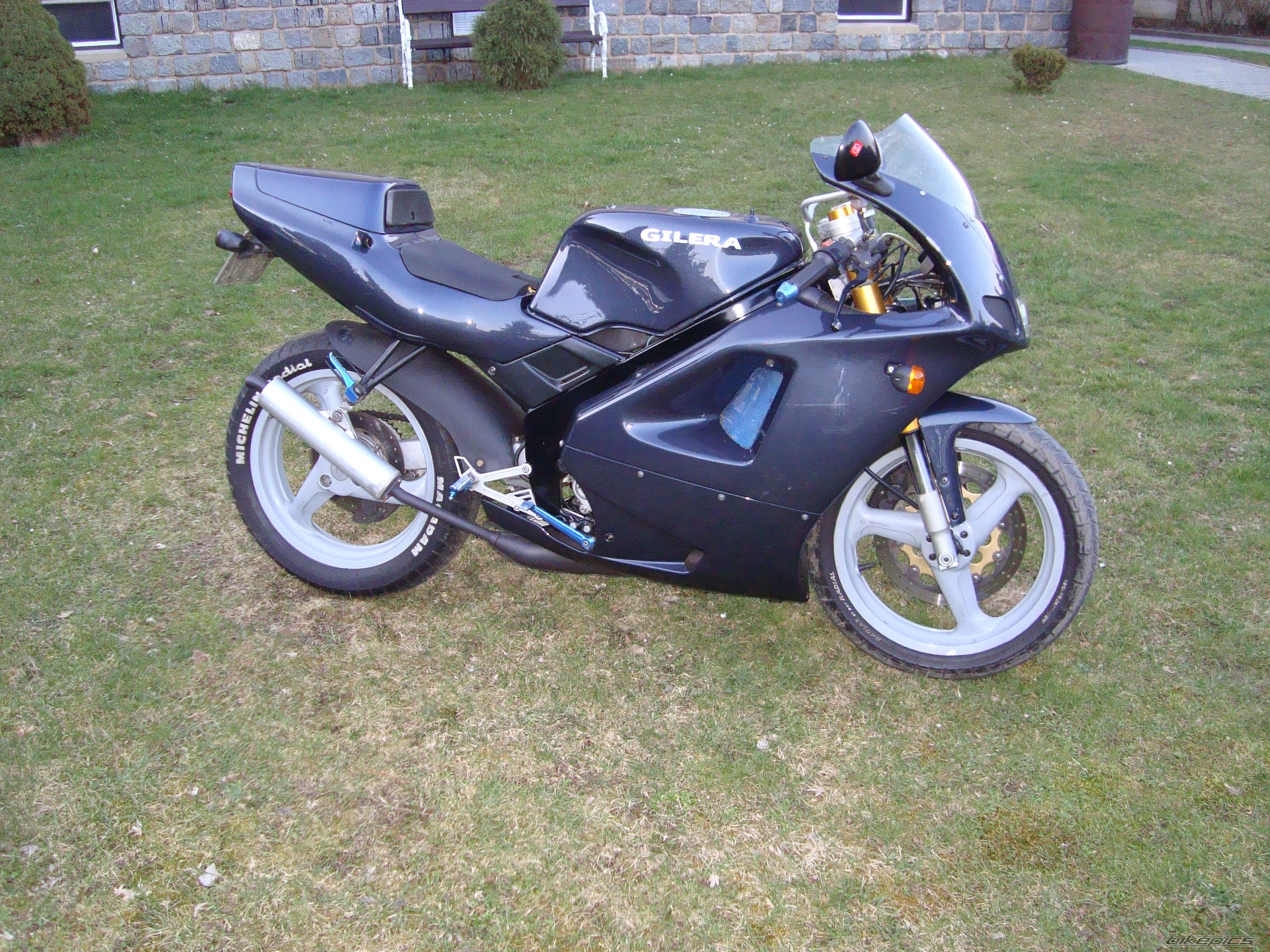 Photo 1609964