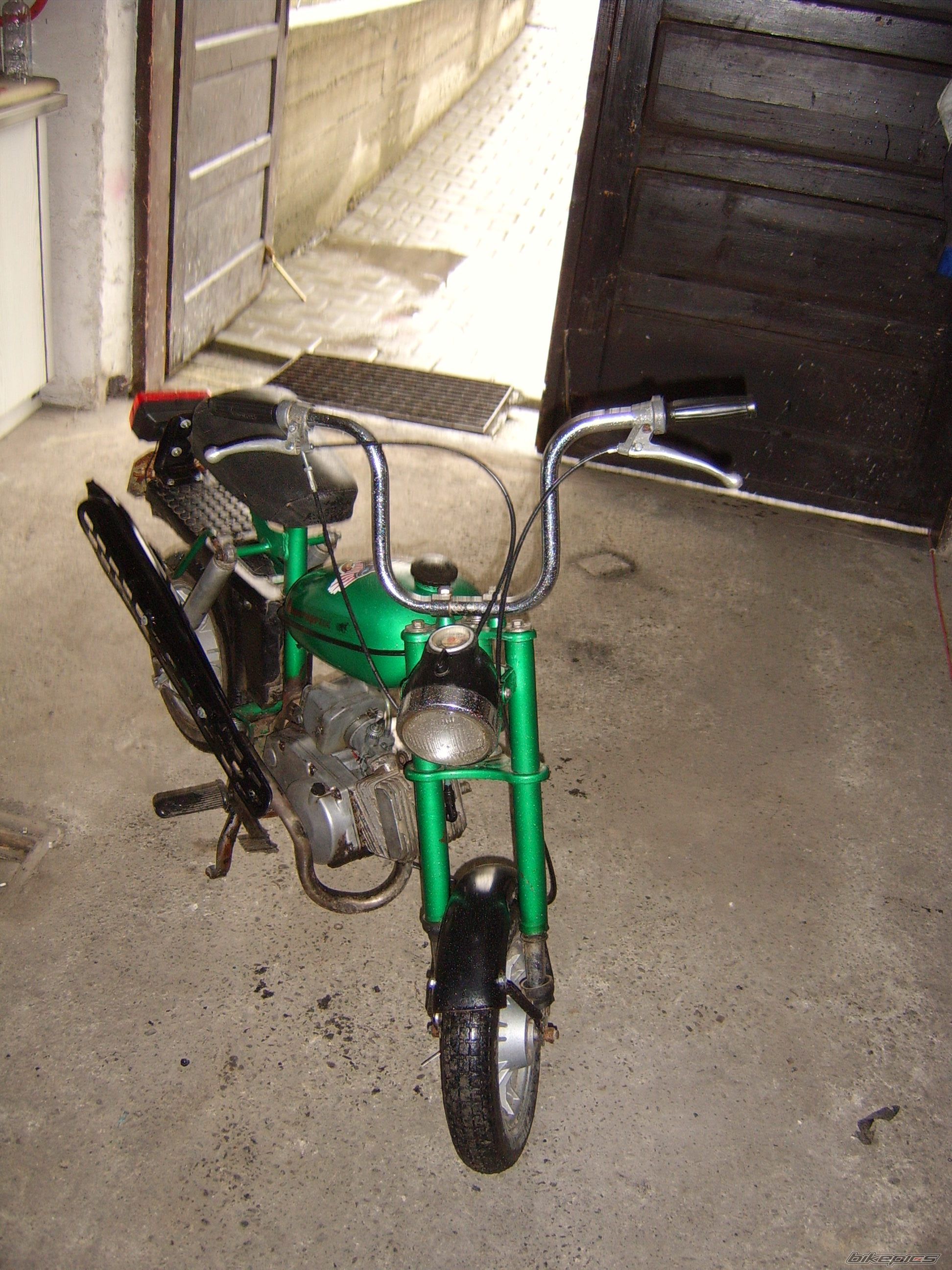 Photo 1610013