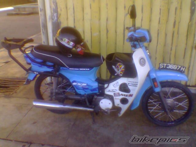 Photo 1610973