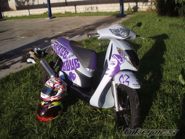 Photo 1611099