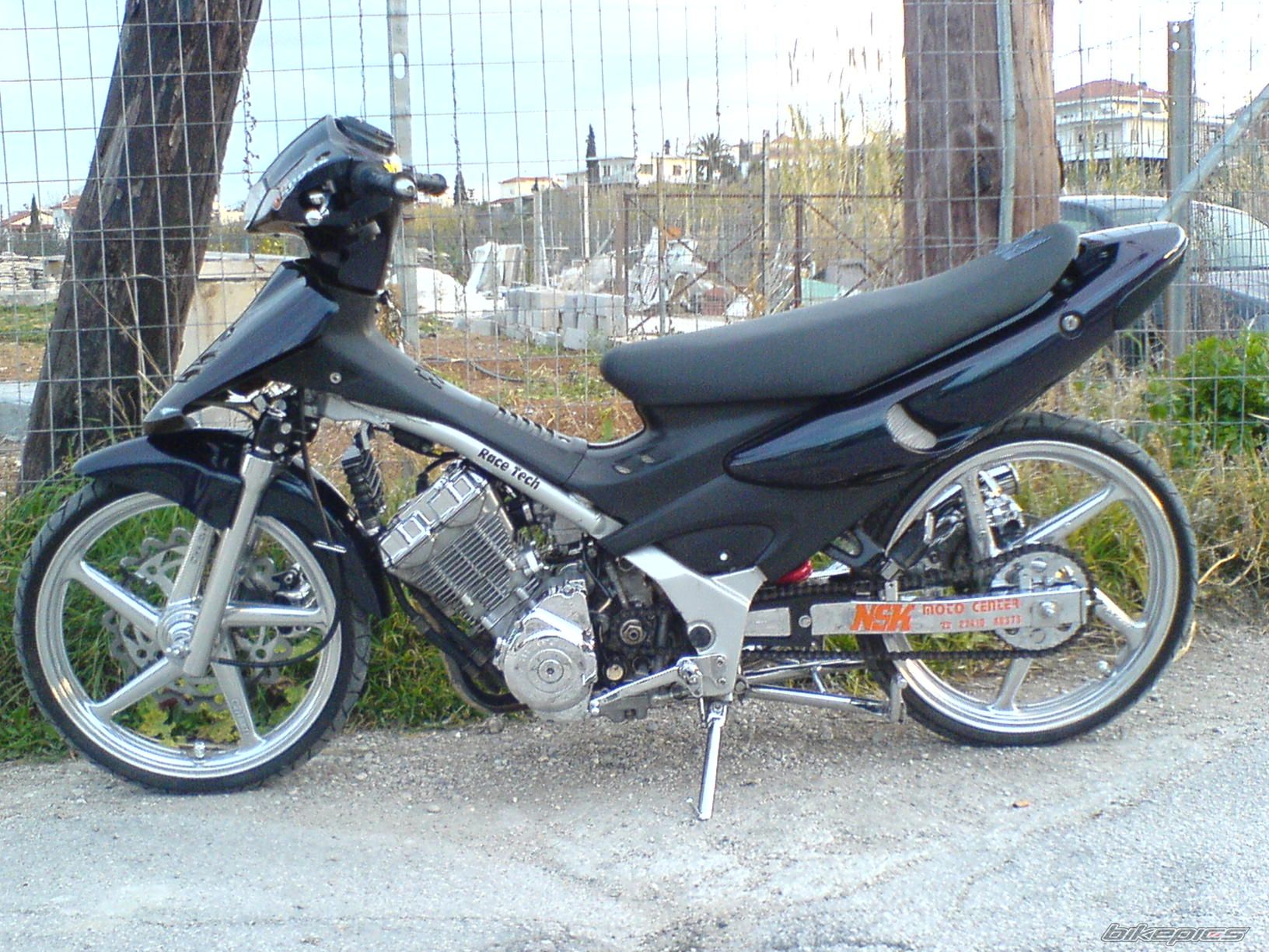 Photo 1611441