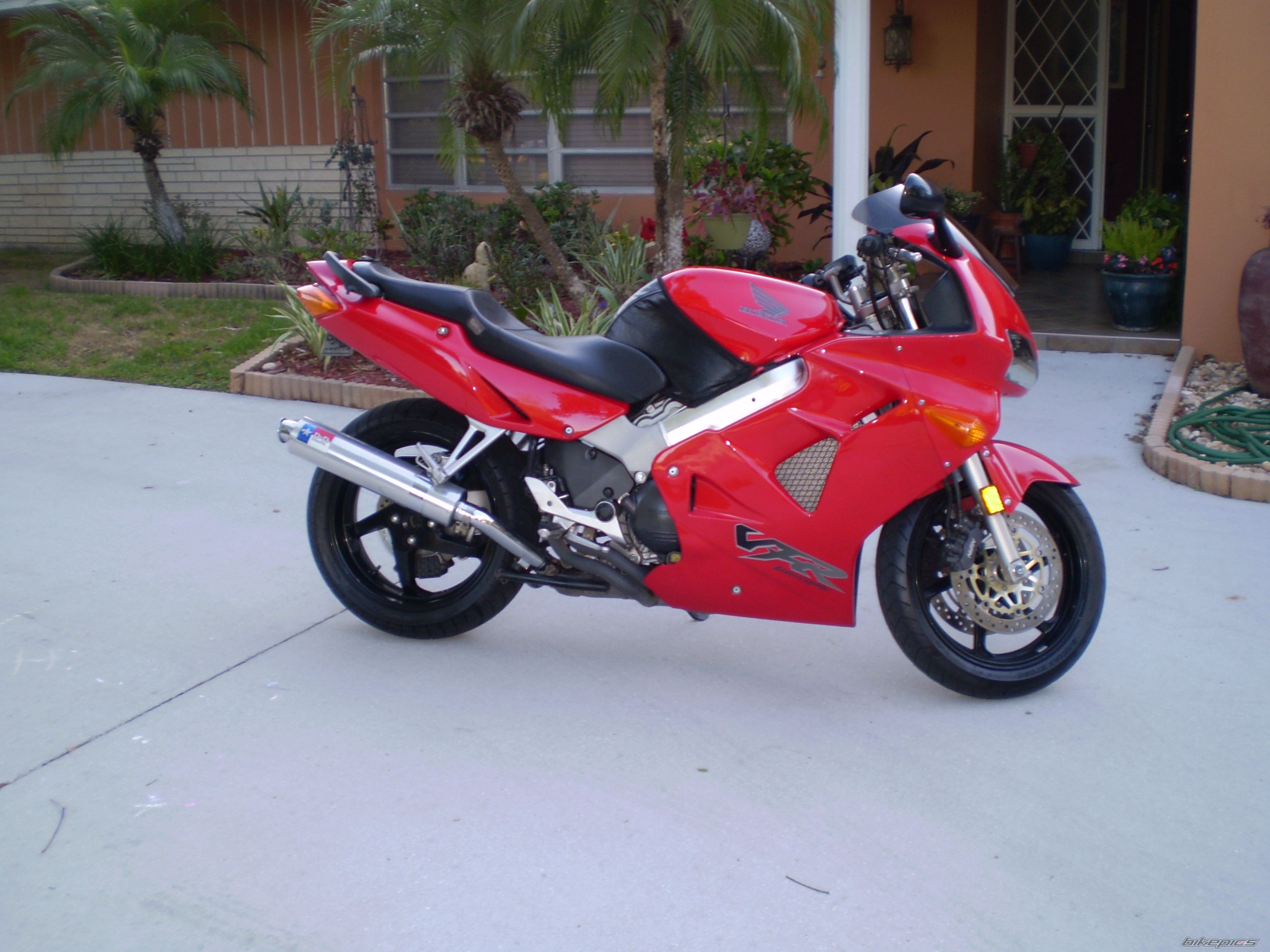 Photo 1611535