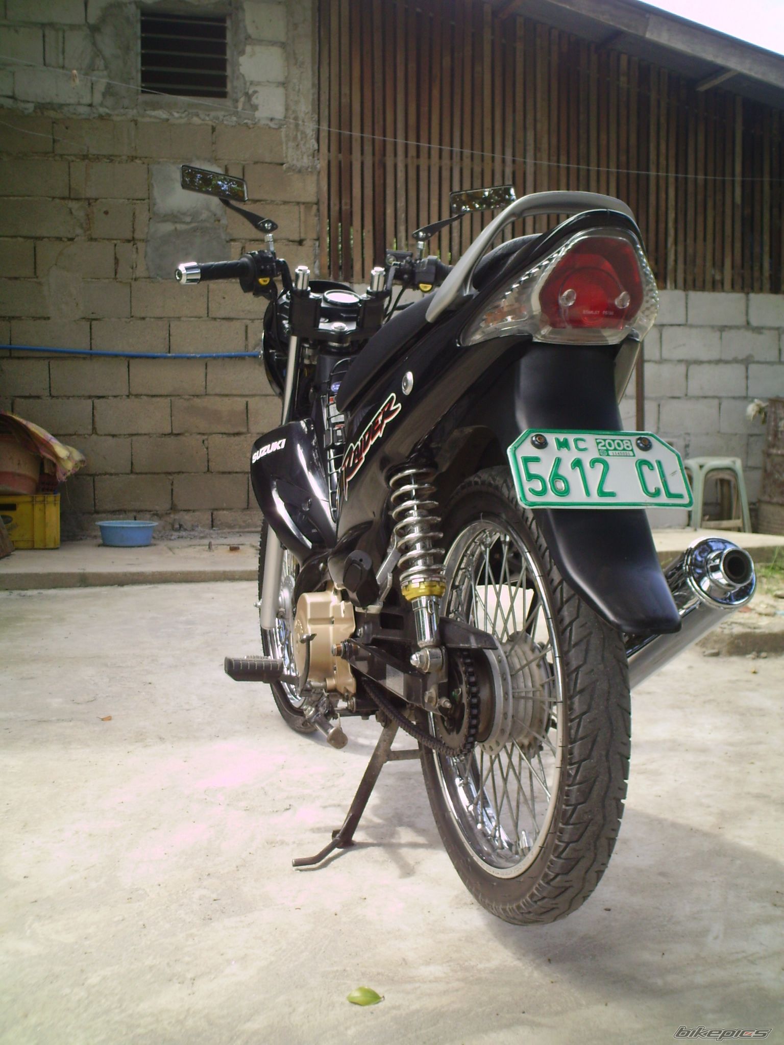 Photo 1611573